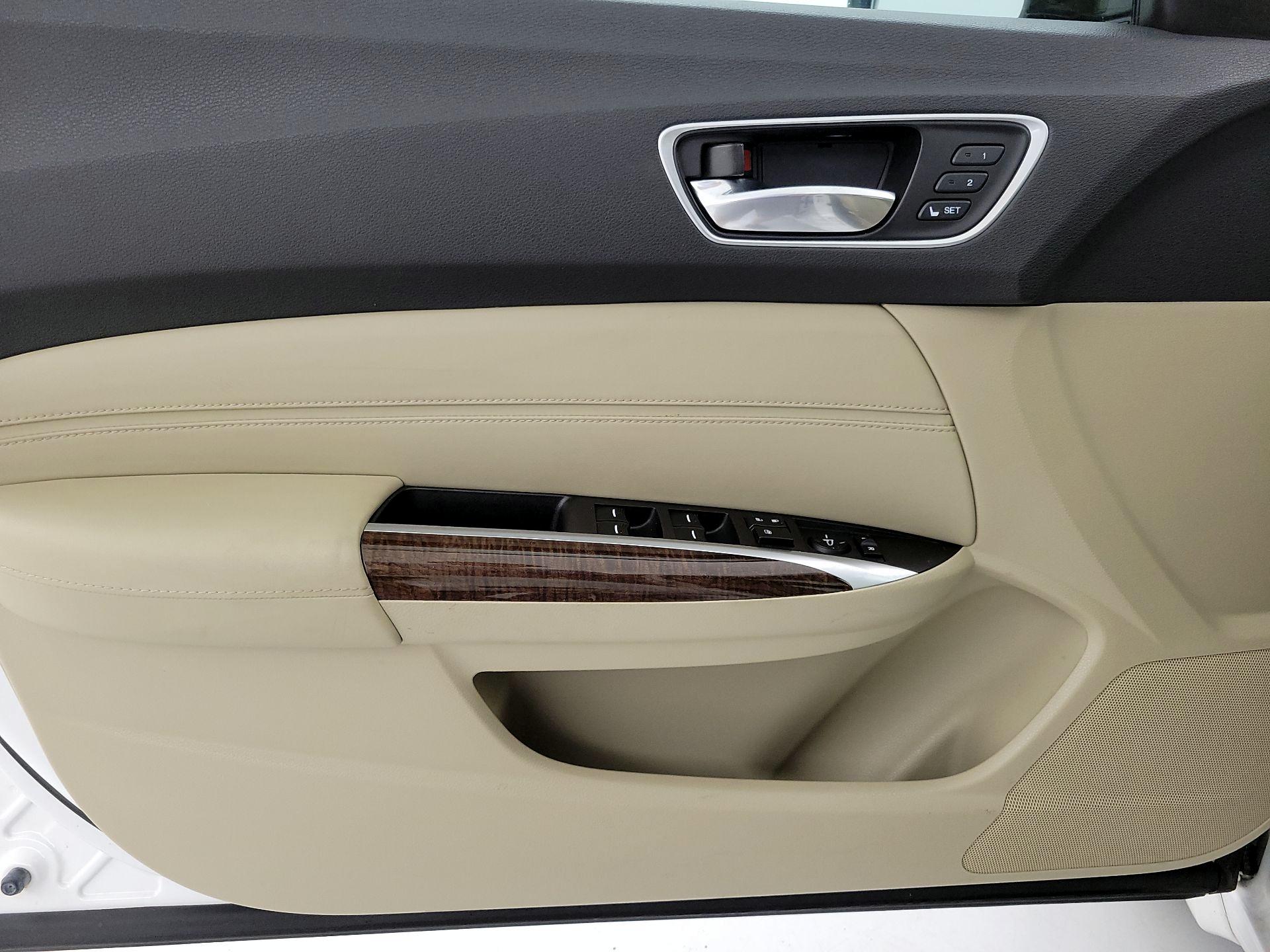 Thumbnail: 2020 Acura TLX - 12