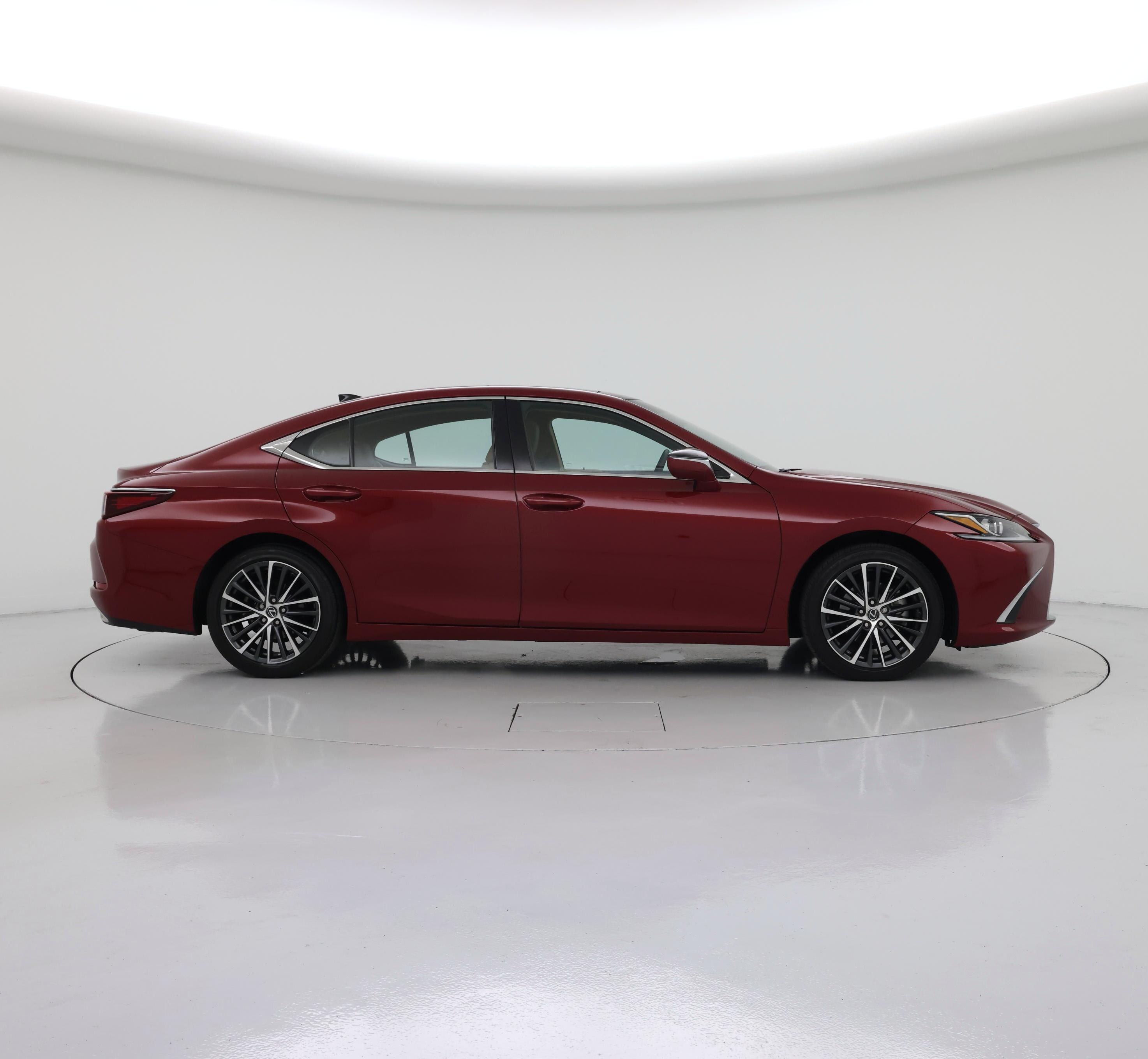 Thumbnail: 2022 Lexus ES - 7
