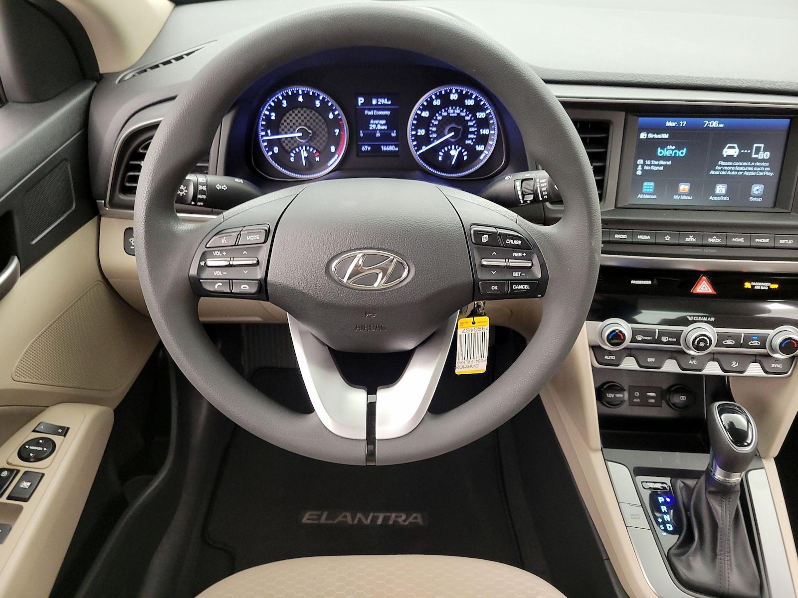 2020 Hyundai Elantra SEL - Photo 11