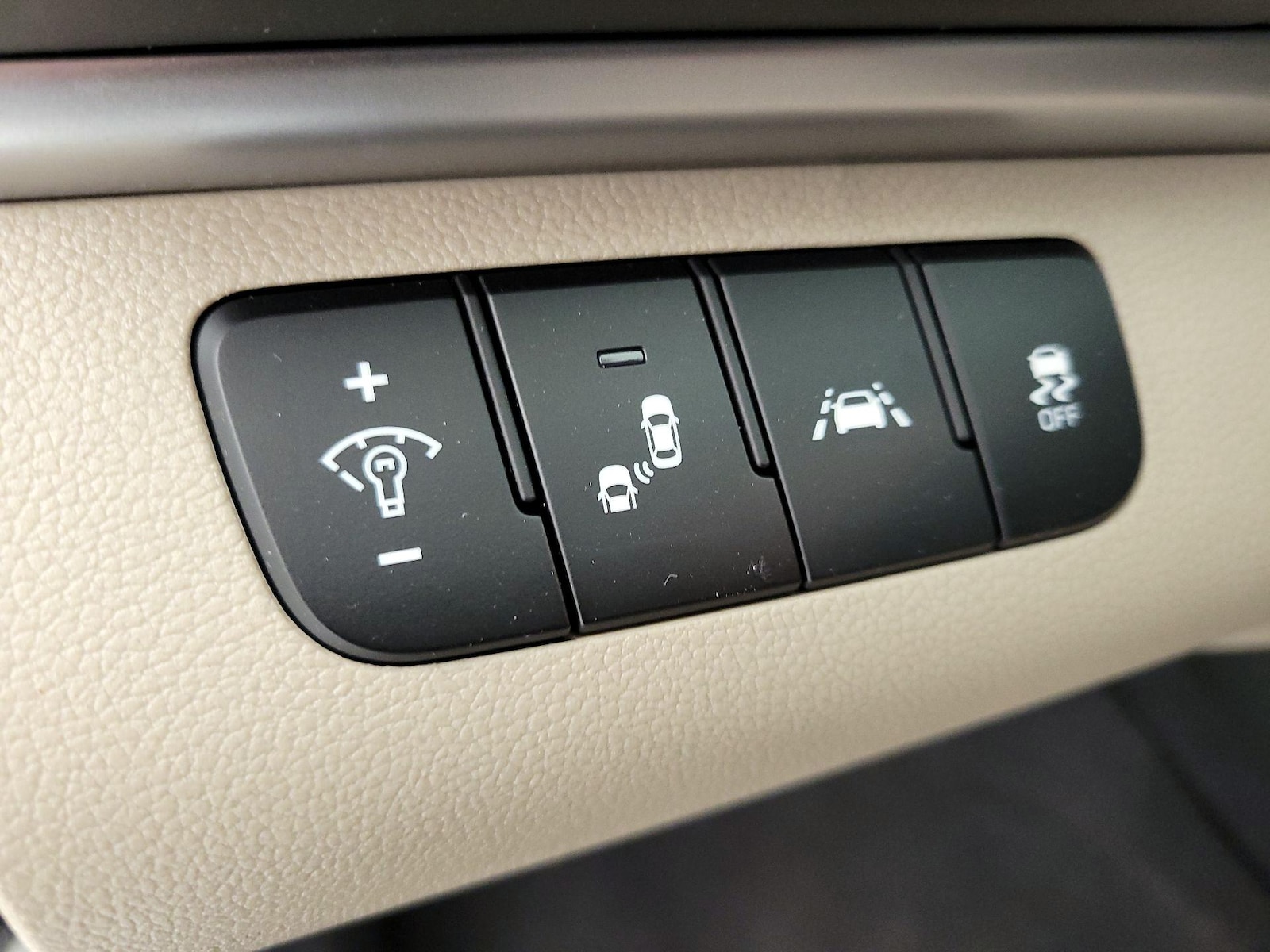 2020 Hyundai Elantra SEL - Photo 14
