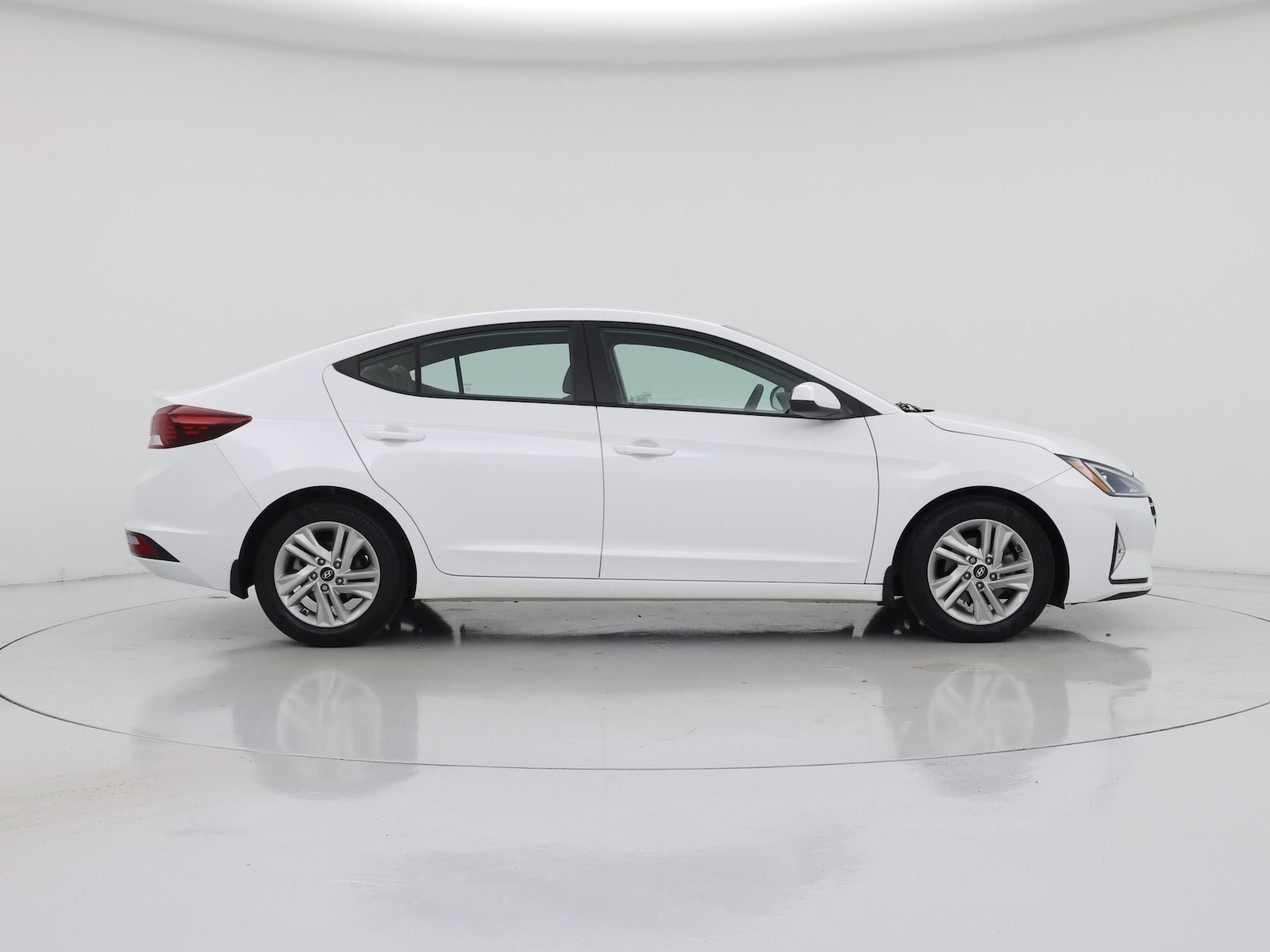 2020 Hyundai Elantra SEL - Photo 8