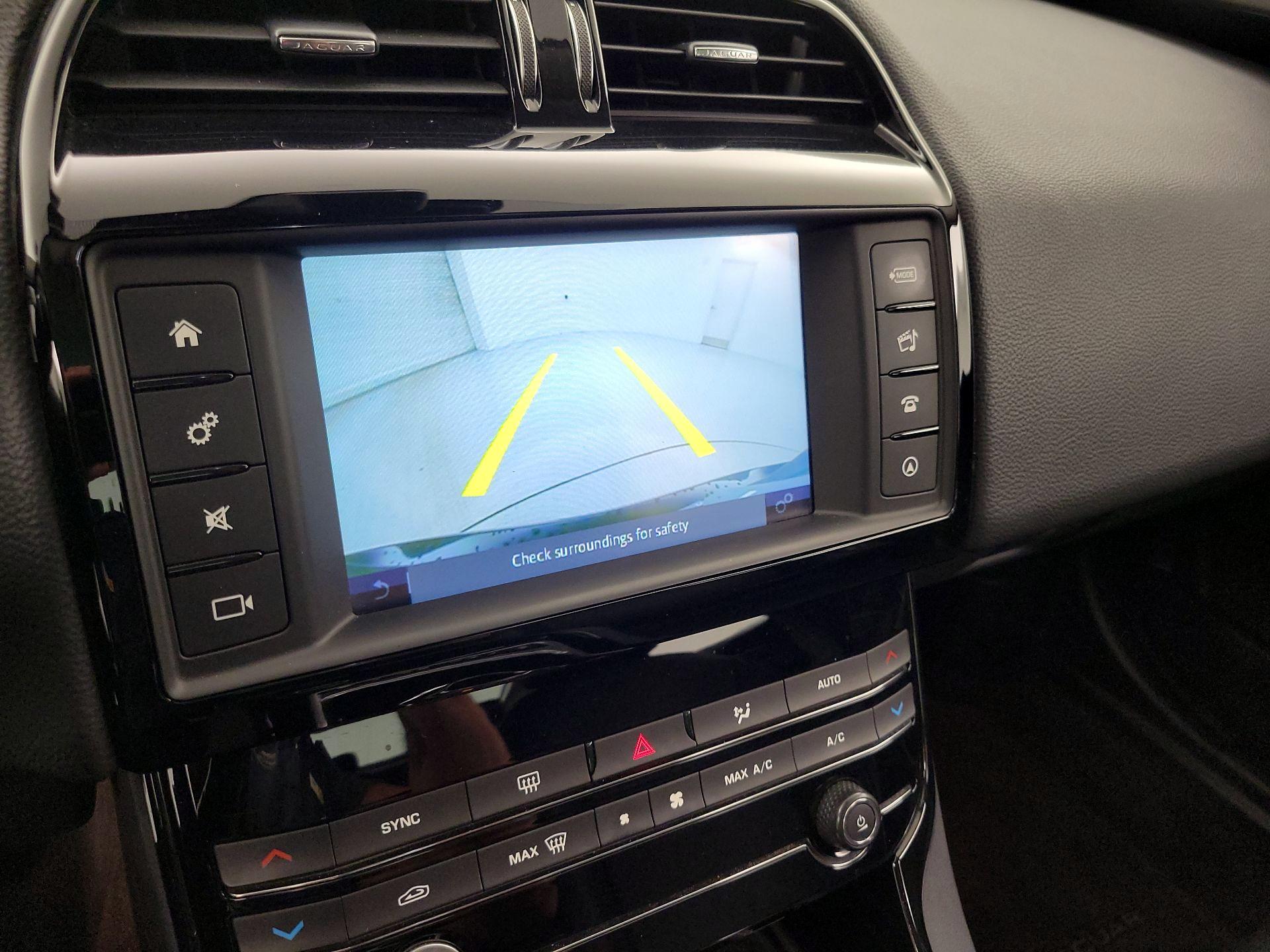 Thumbnail: 2018 Jaguar XE - 14