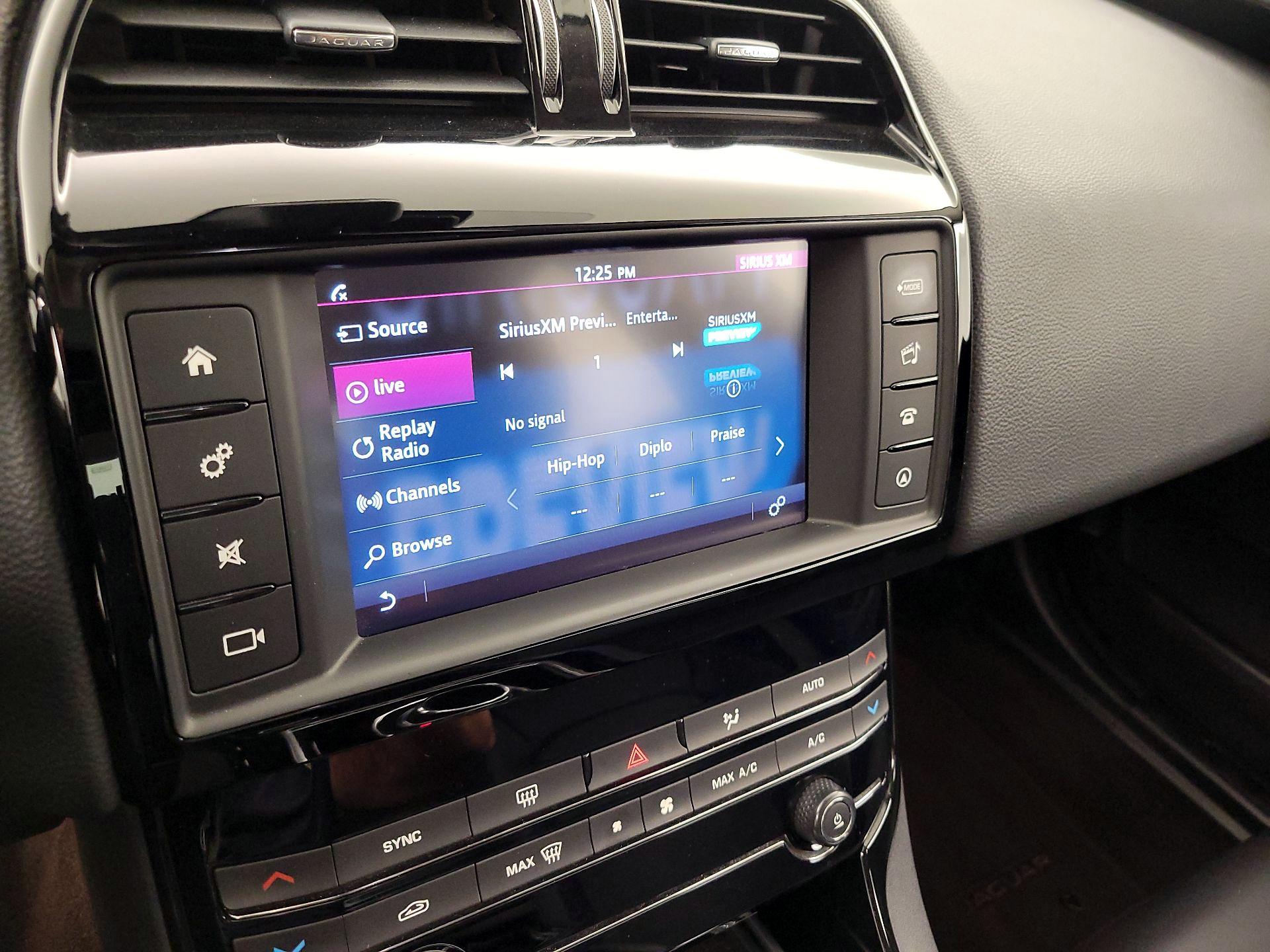 Thumbnail: 2018 Jaguar XE - 15