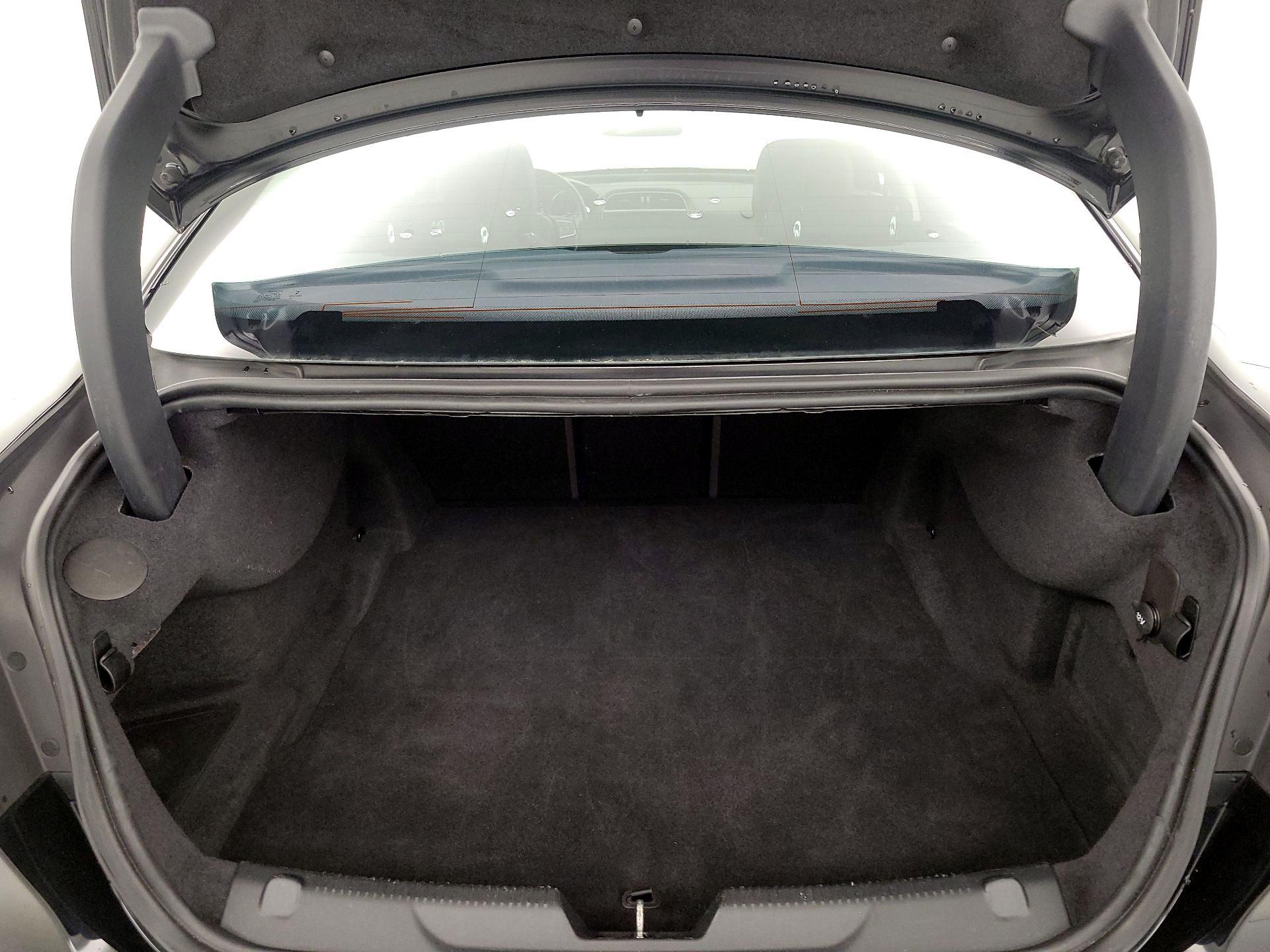 Thumbnail: 2018 Jaguar XE - 20