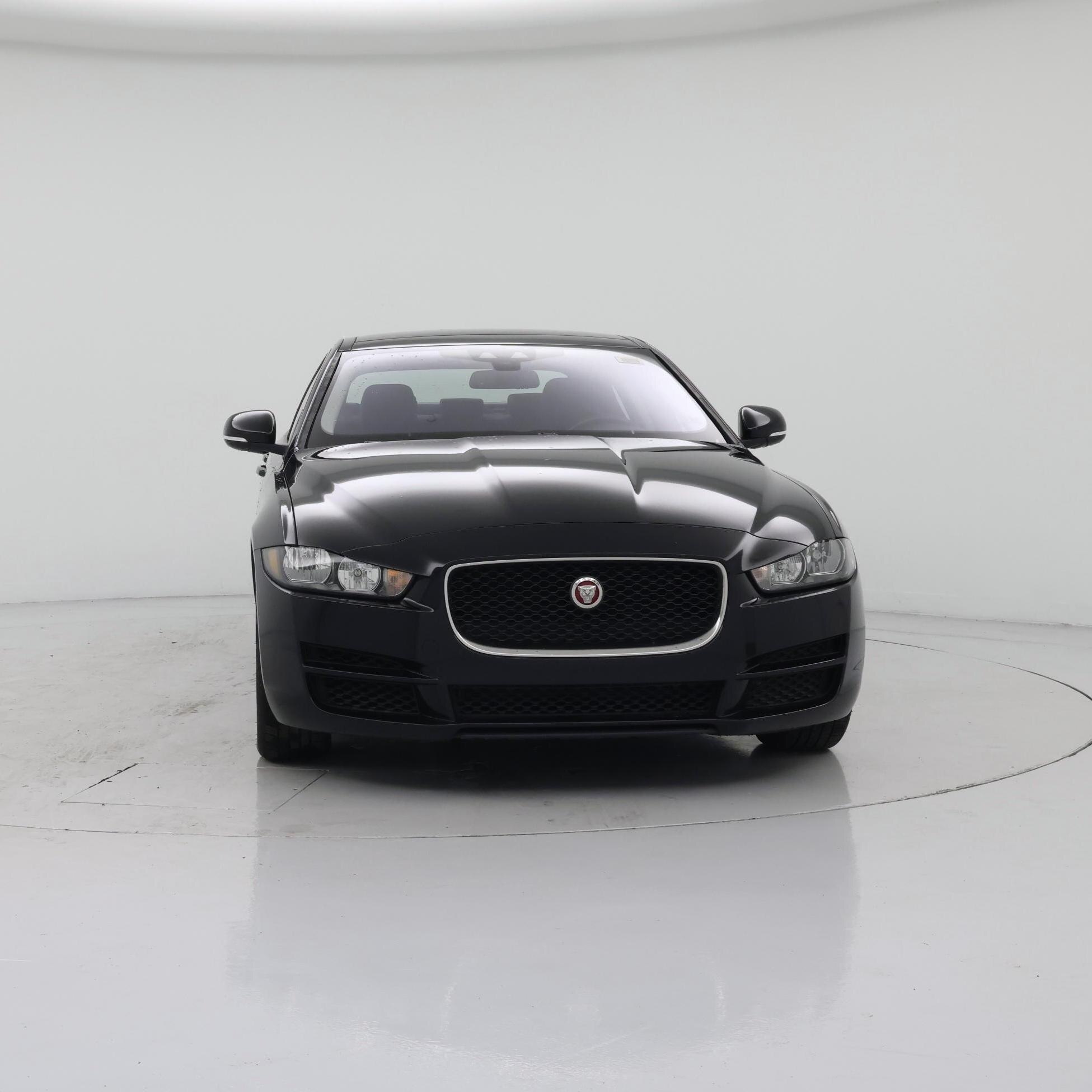 Thumbnail: 2018 Jaguar XE - 5