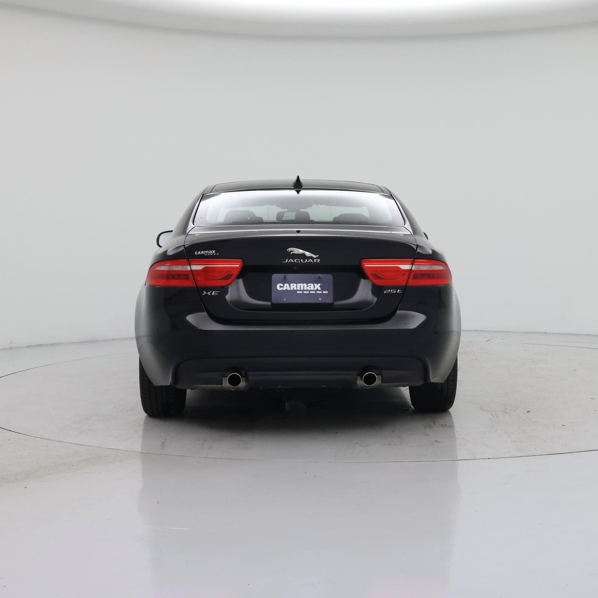 Thumbnail: 2018 Jaguar XE - 6