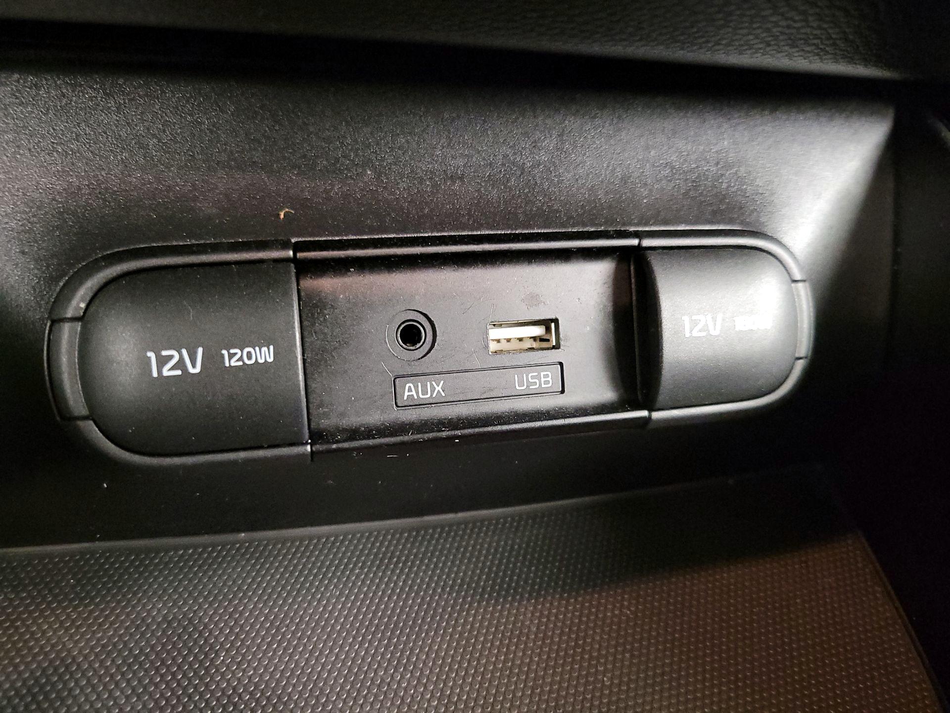 Thumbnail: 2019 Kia Soul - 18