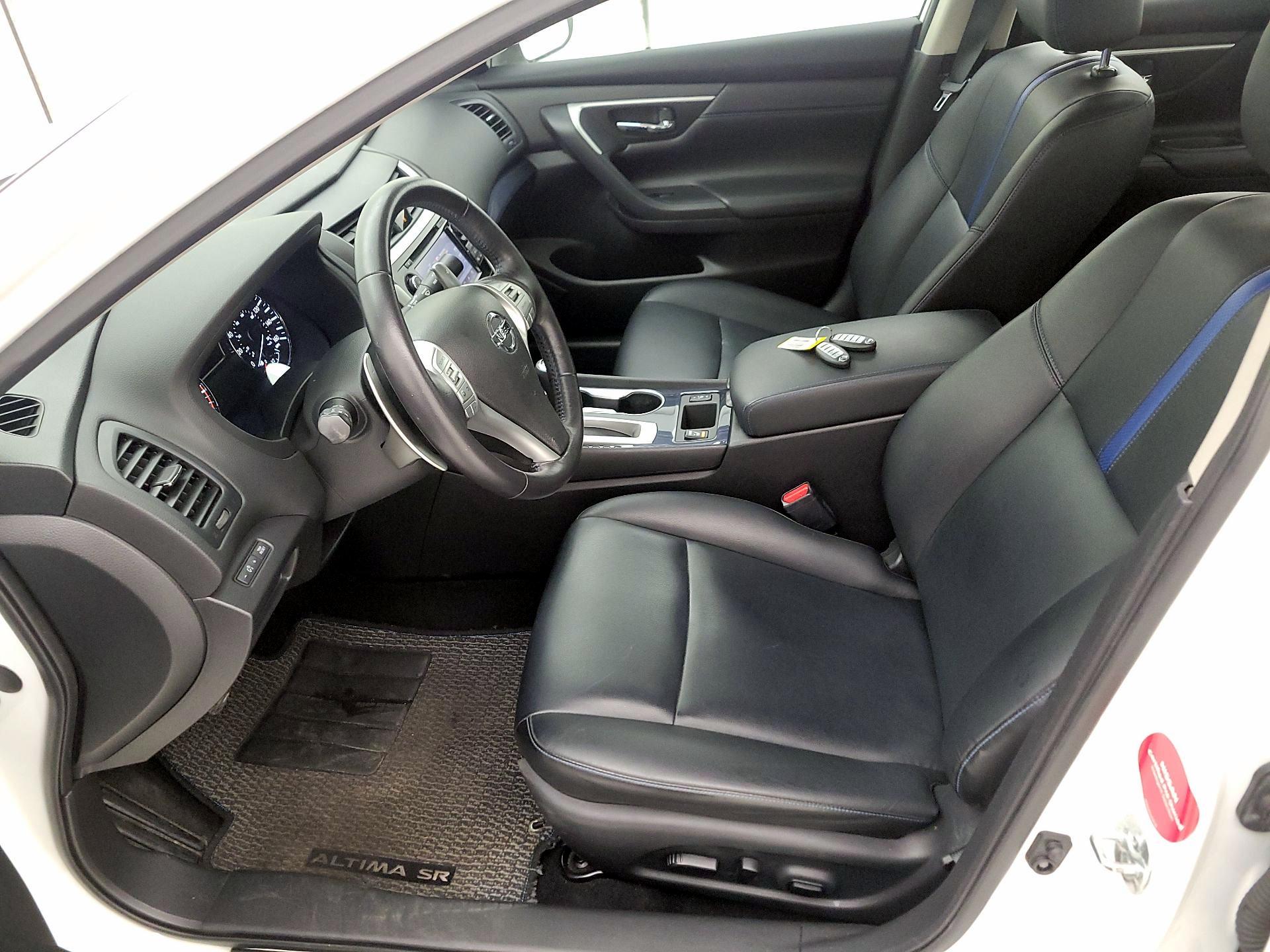 Thumbnail: 2018 Nissan Altima - 11