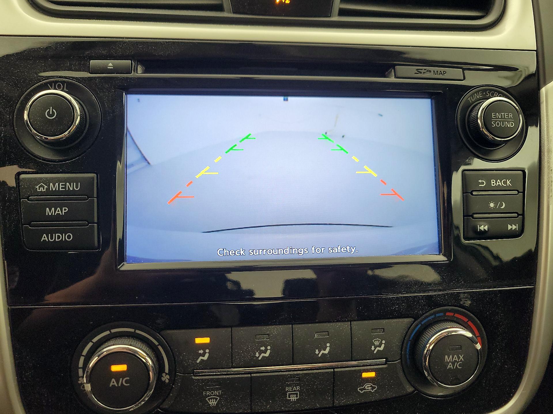 Thumbnail: 2018 Nissan Altima - 14