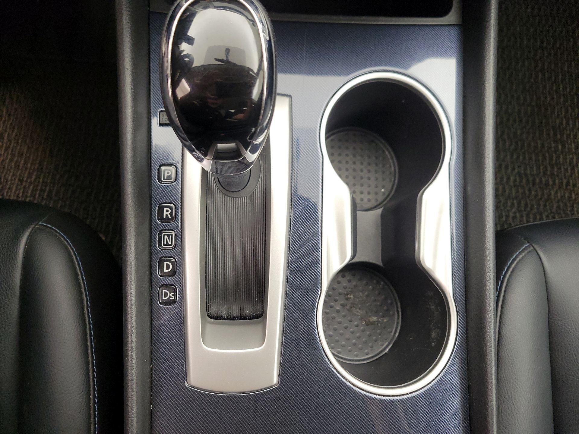 Thumbnail: 2018 Nissan Altima - 17