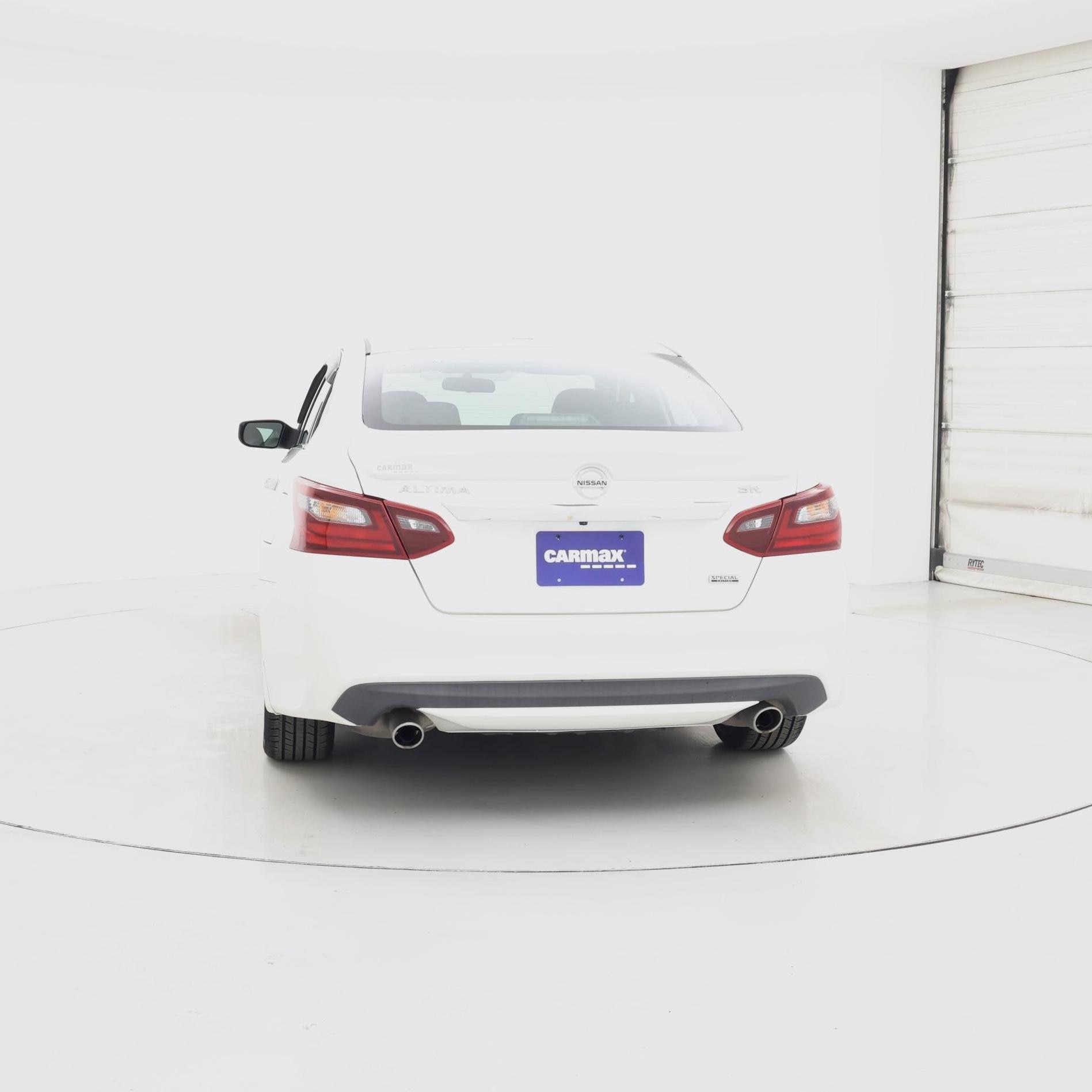 Thumbnail: 2018 Nissan Altima - 6