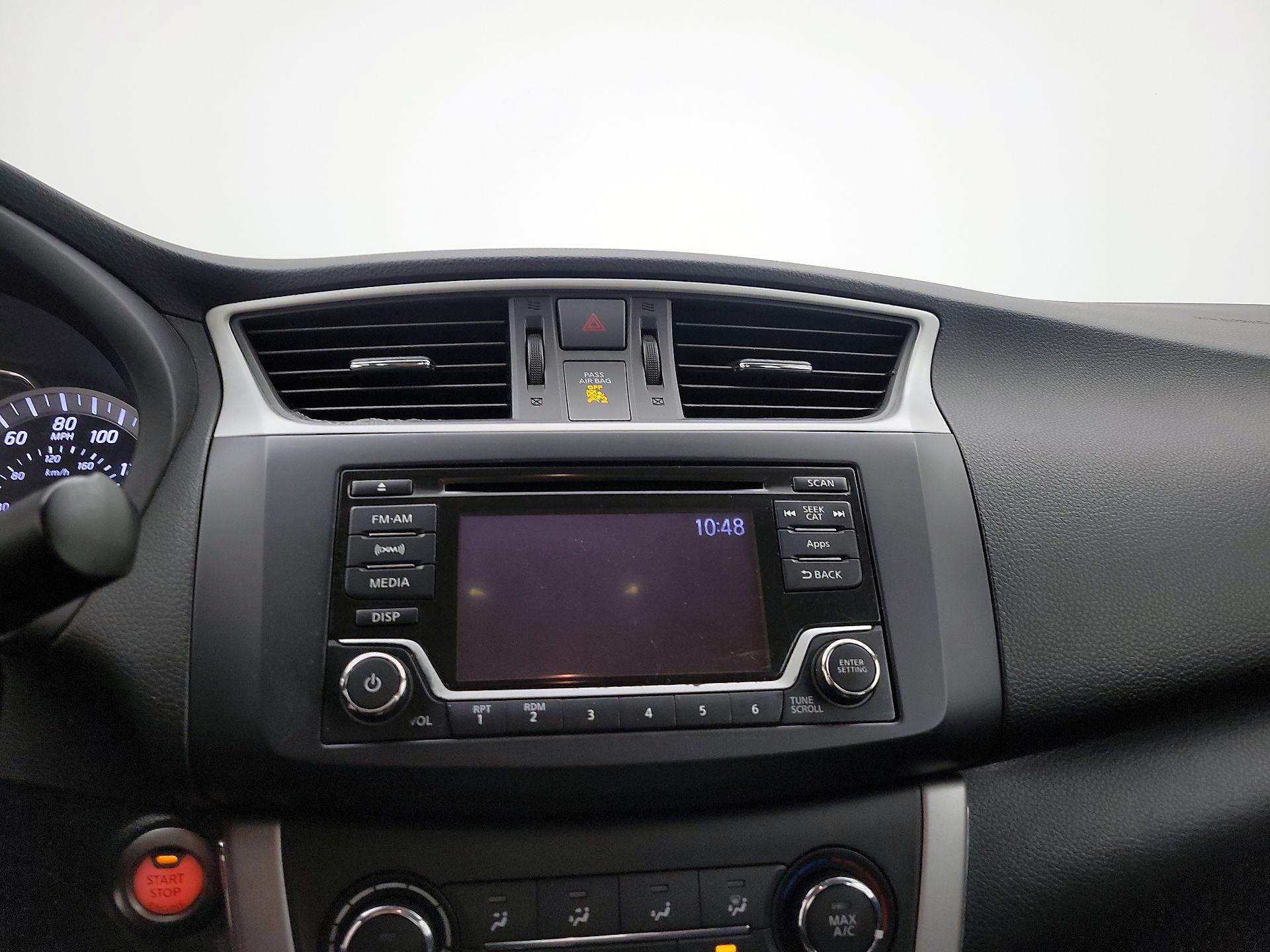 Thumbnail: 2015 Nissan Sentra - 15