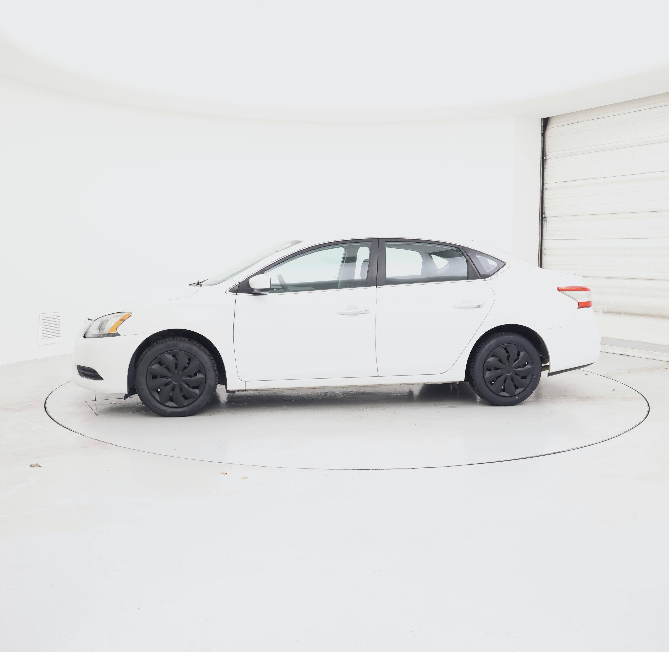 Thumbnail: 2015 Nissan Sentra - 3