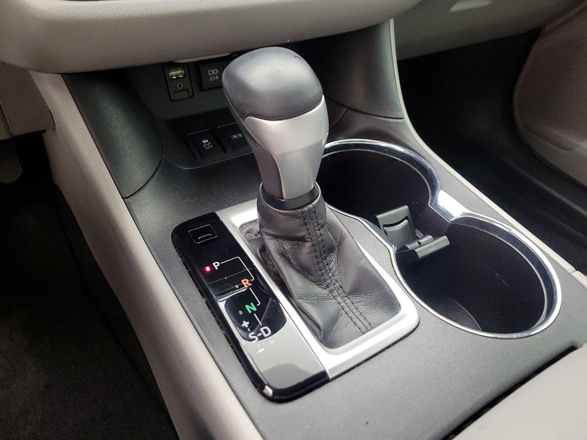 Thumbnail: 2018 Toyota Highlander - 17