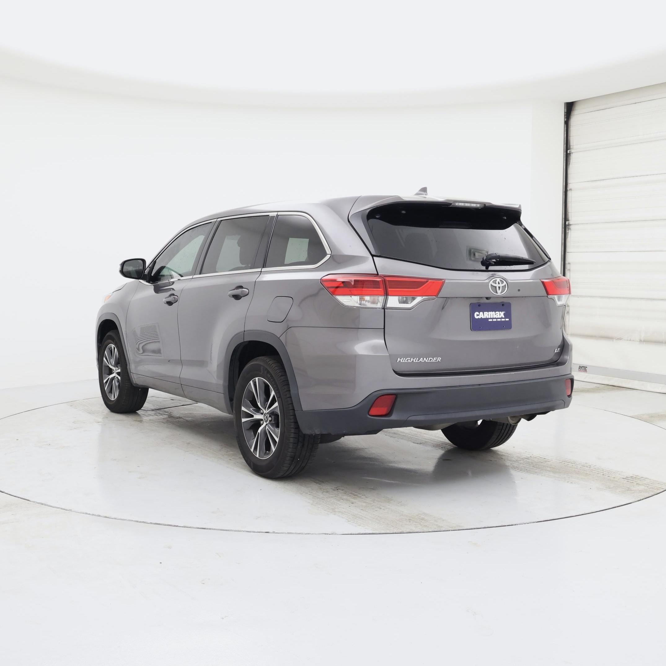 Thumbnail: 2018 Toyota Highlander - 2