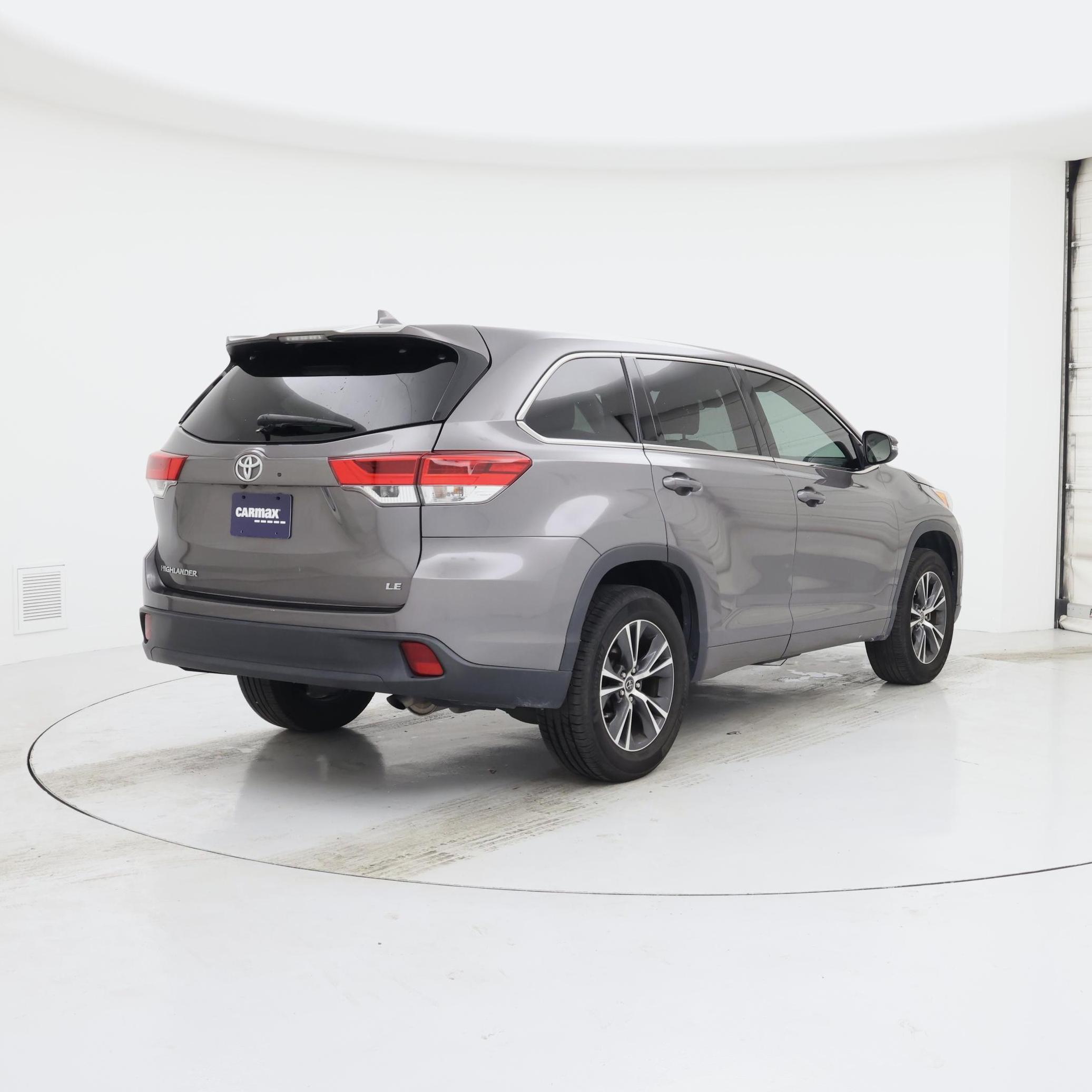 Thumbnail: 2018 Toyota Highlander - 8