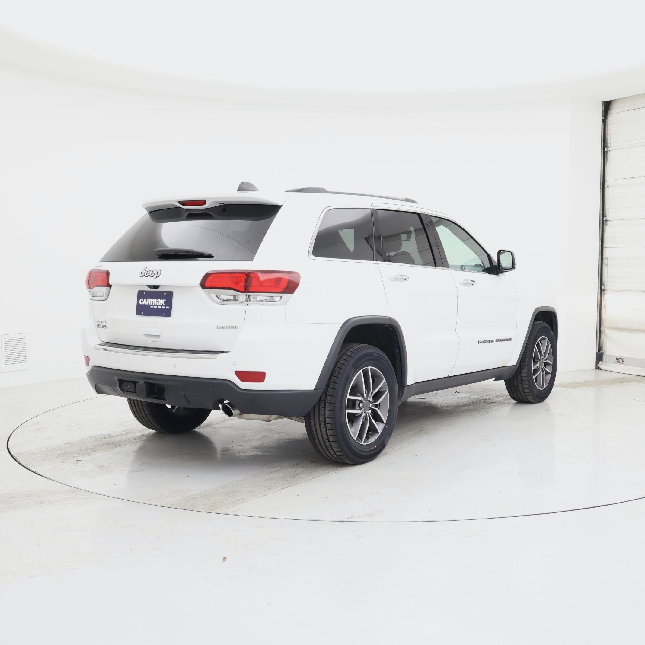 Thumbnail: 2022 Jeep Grand Cherokee - 8