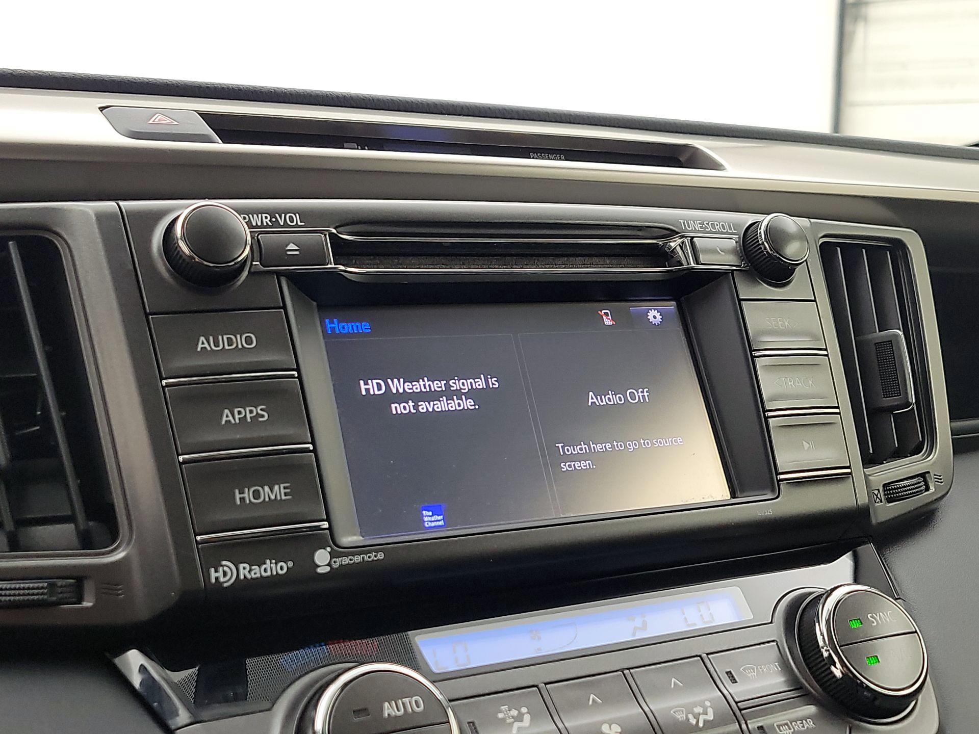 Thumbnail: 2015 Toyota RAV4 - 15