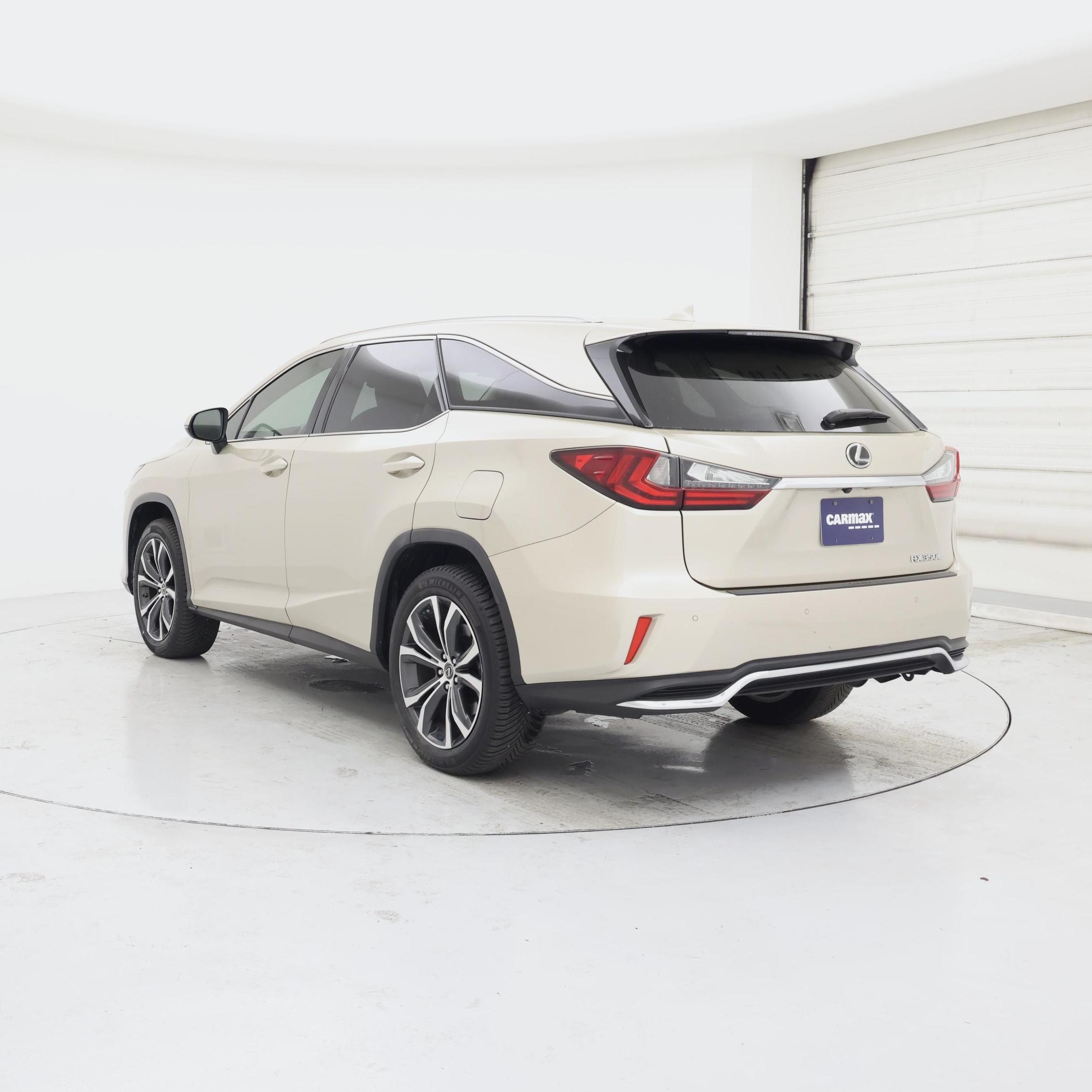 Thumbnail: 2019 Lexus RX - 2
