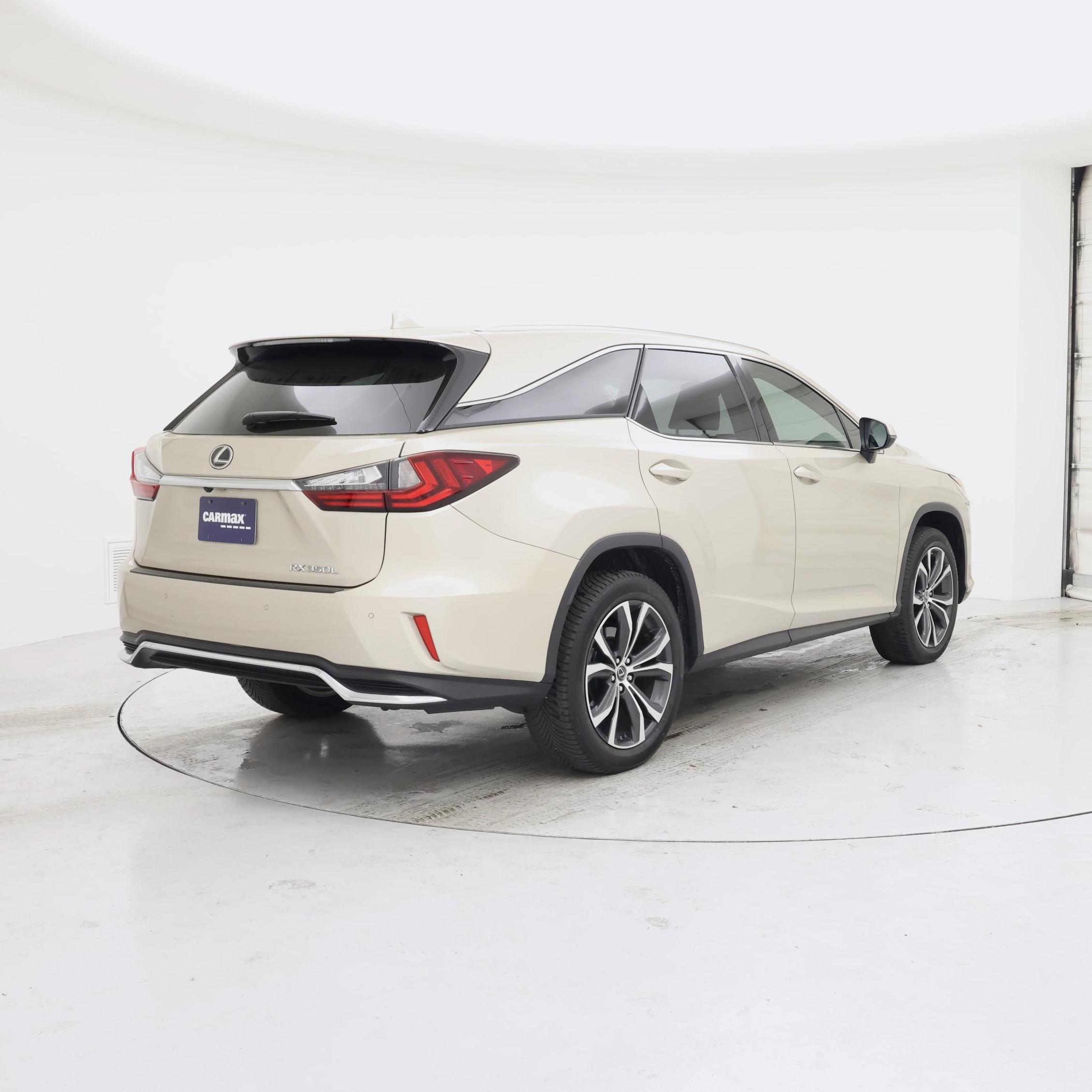 Thumbnail: 2019 Lexus RX - 8