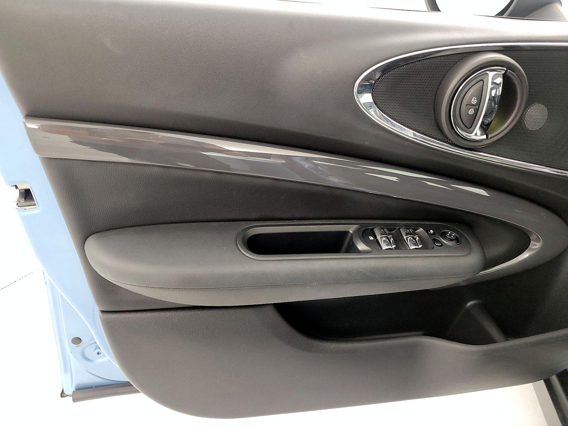 Thumbnail: 2019 MINI Cooper Clubman - 12