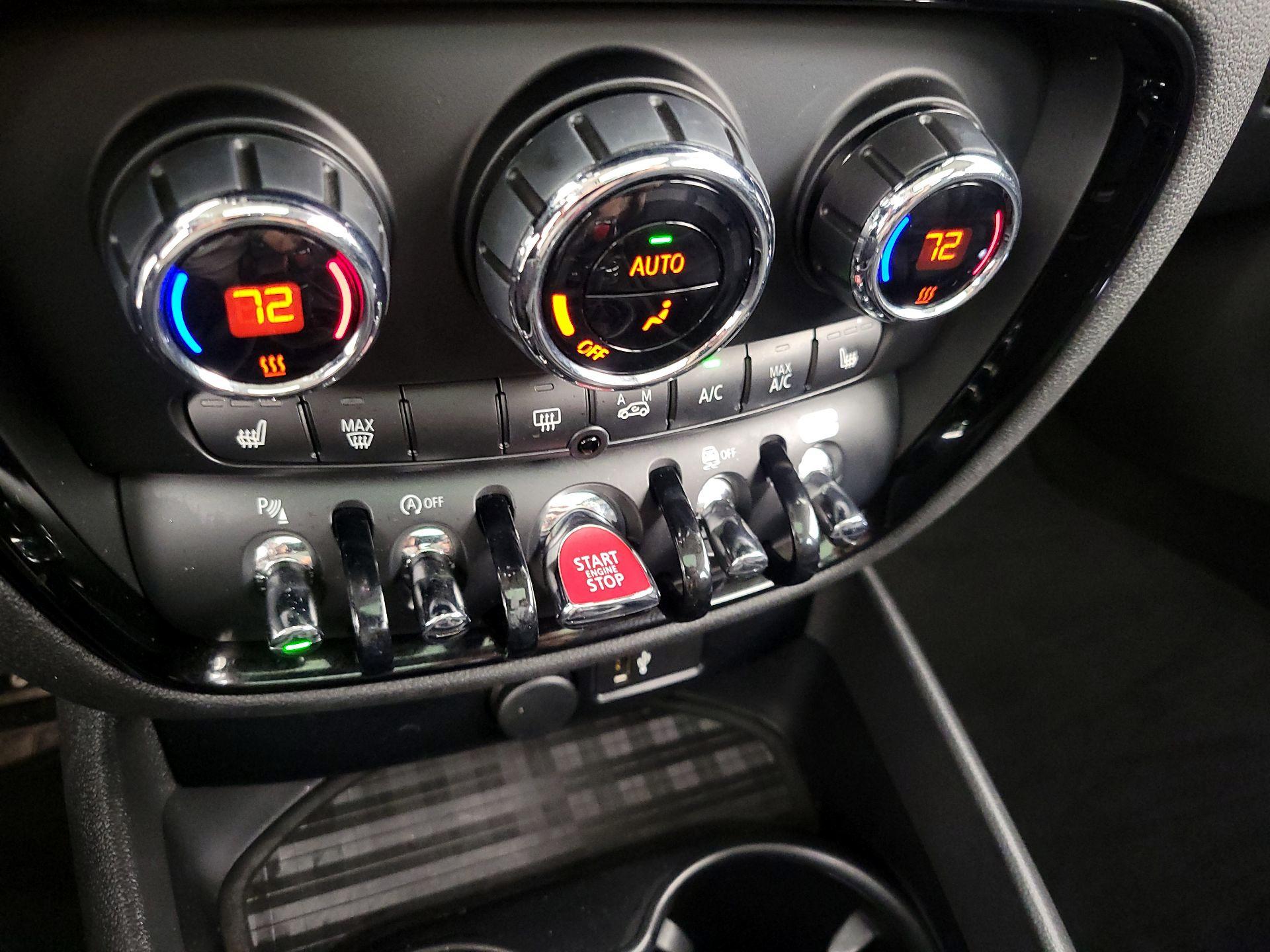 Thumbnail: 2019 MINI Cooper Clubman - 17