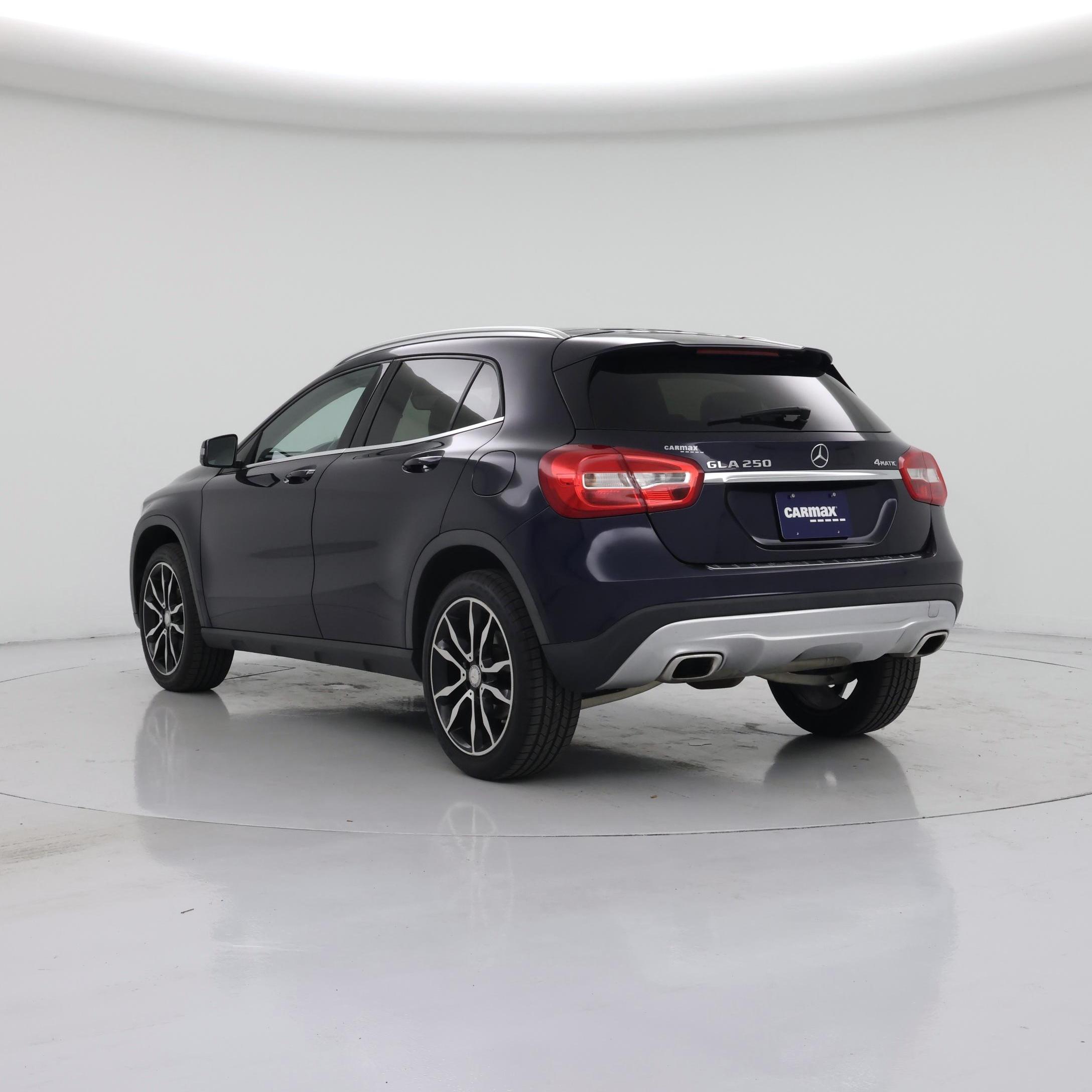 Thumbnail: 2017 Mercedes-Benz GLA - 2
