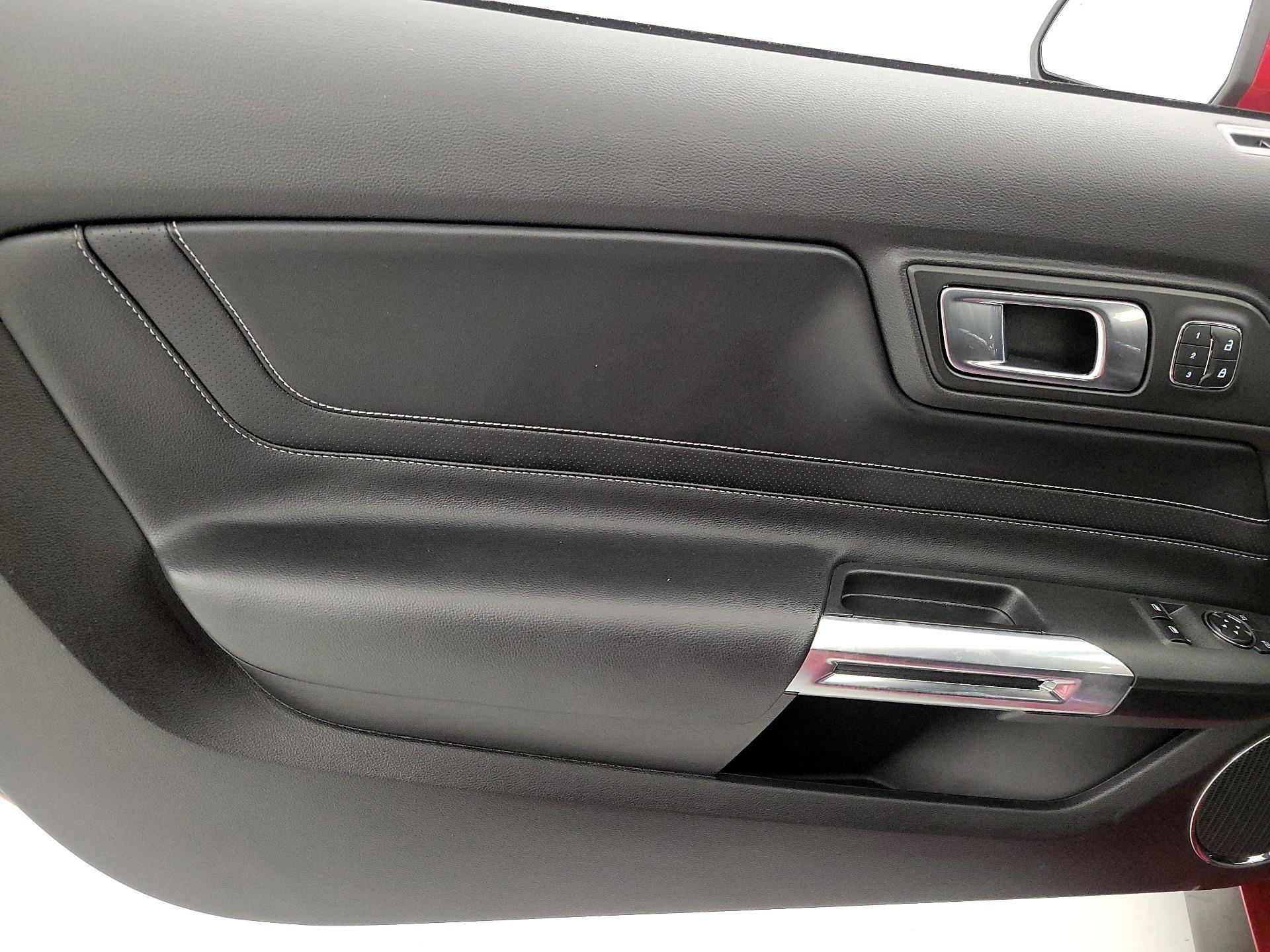 Thumbnail: 2022 Ford Mustang - 12