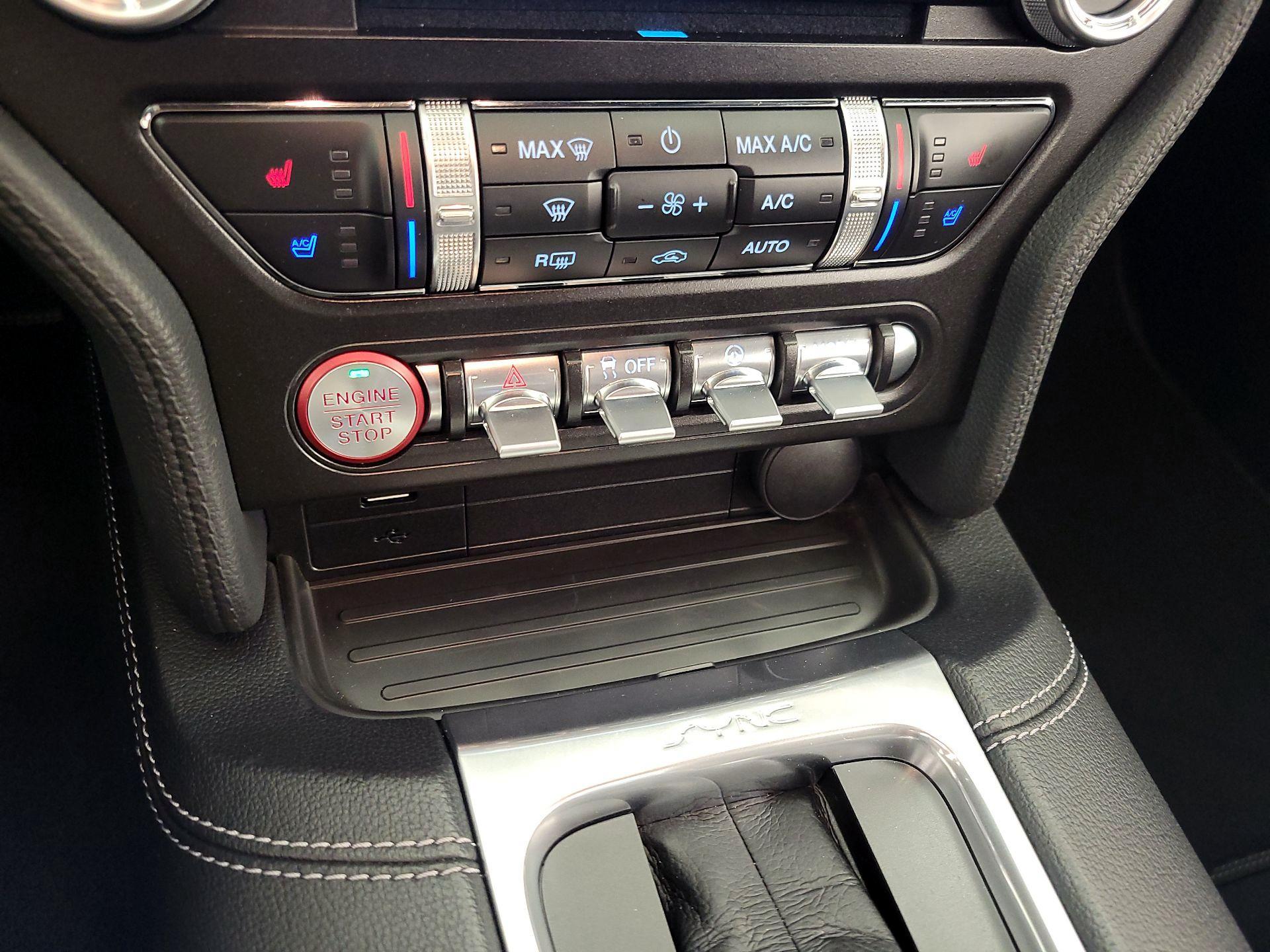 Thumbnail: 2022 Ford Mustang - 17