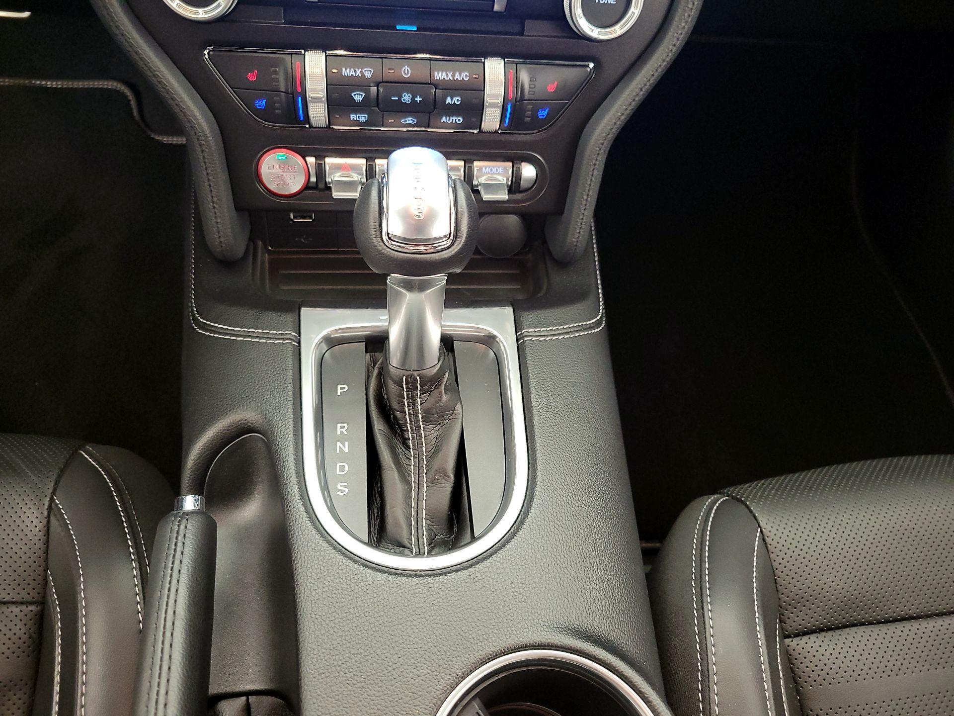 Thumbnail: 2022 Ford Mustang - 18