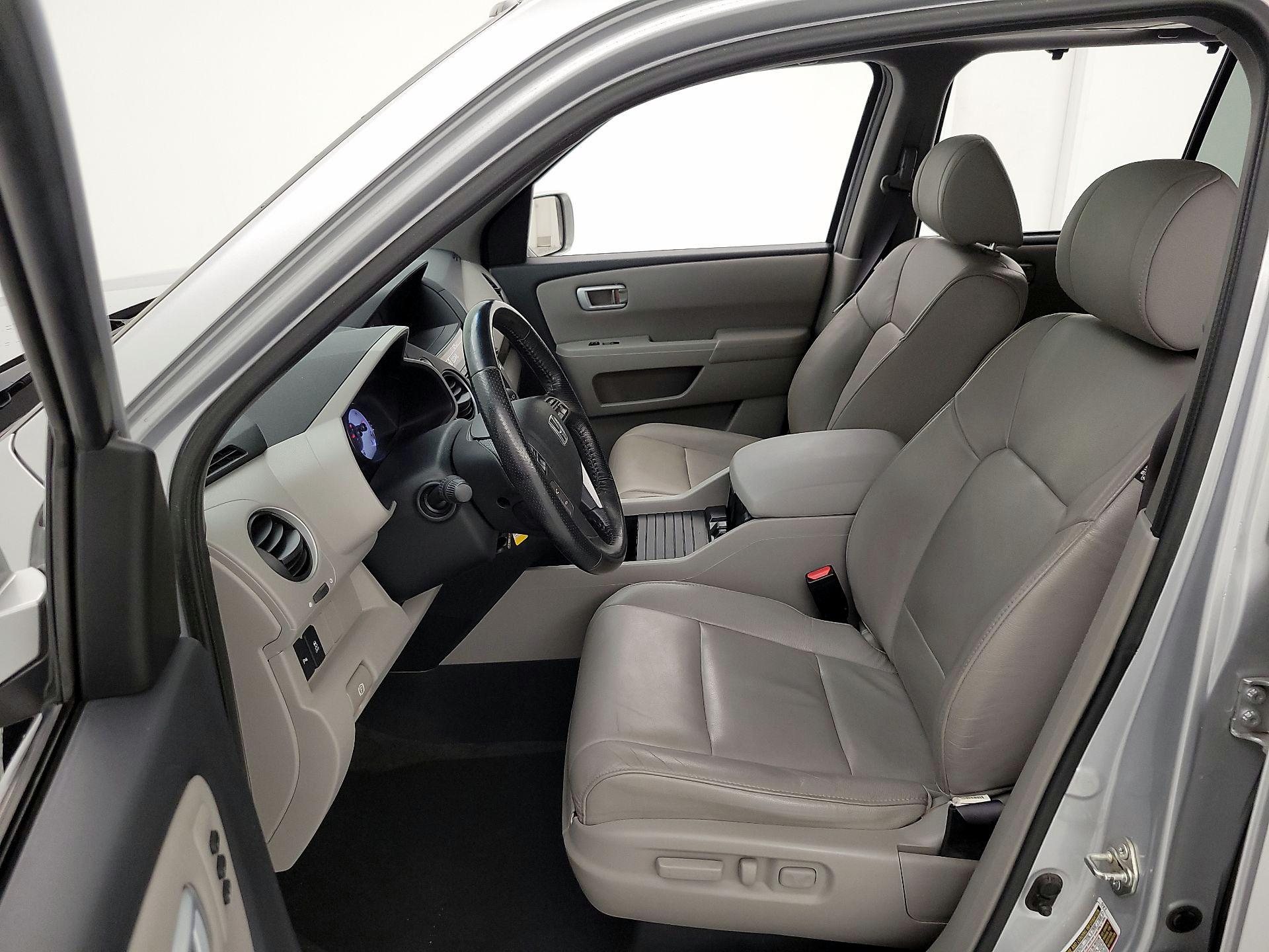 Thumbnail: 2015 Honda Pilot - 11