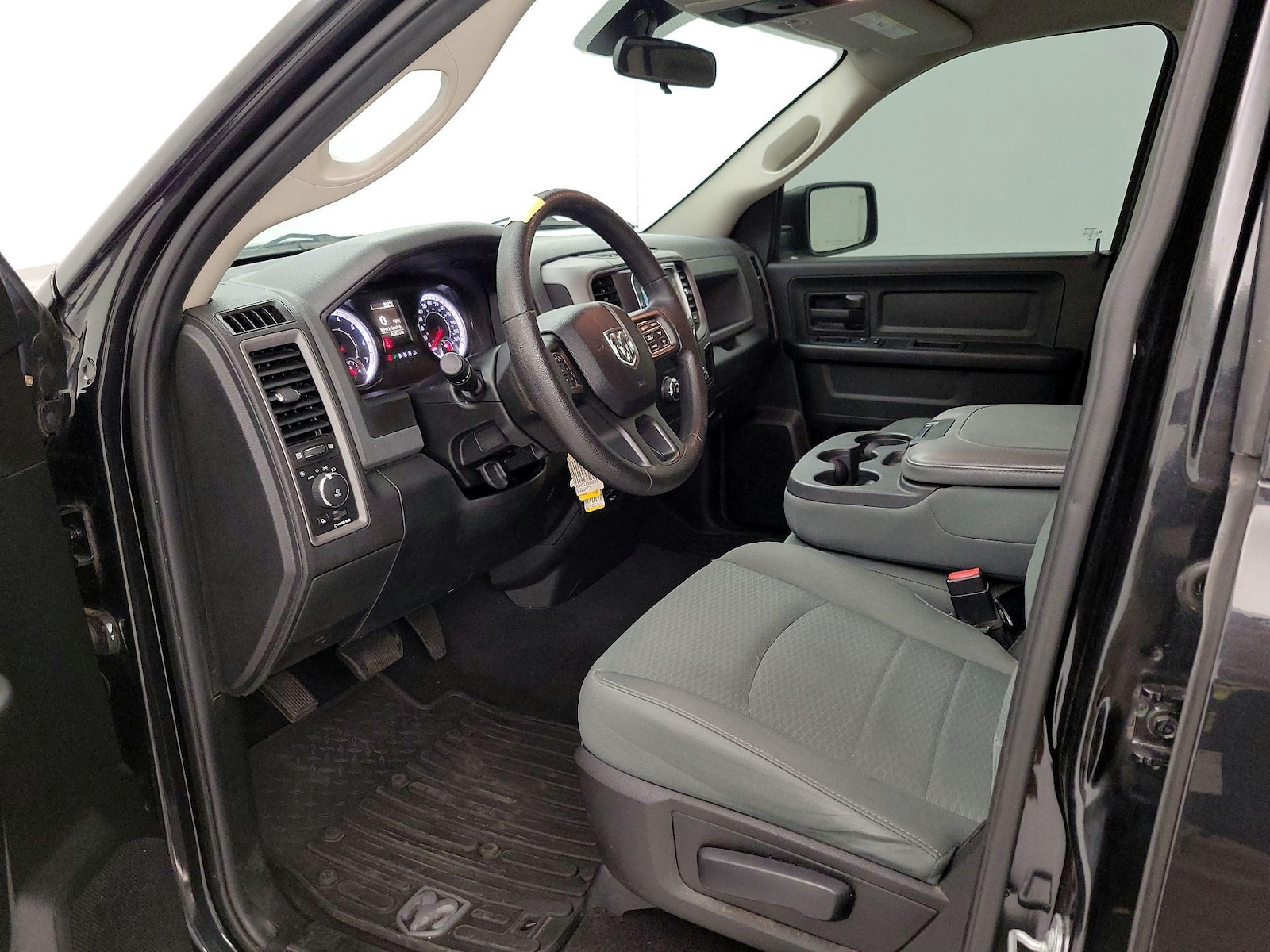 2017 RAM Ram 1500 Pickup Express - Photo 12