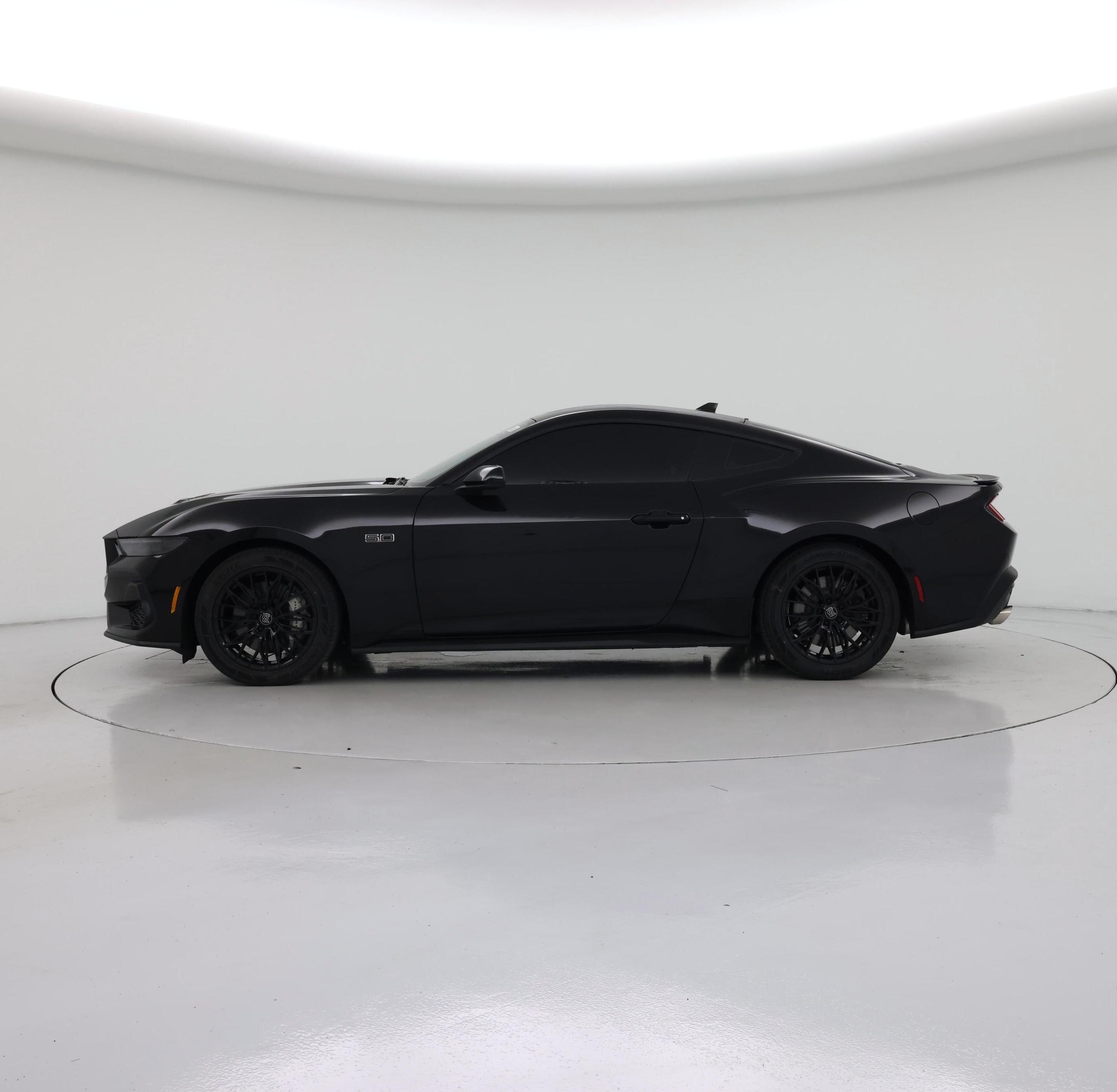 Thumbnail: 2025 Ford Mustang - 3