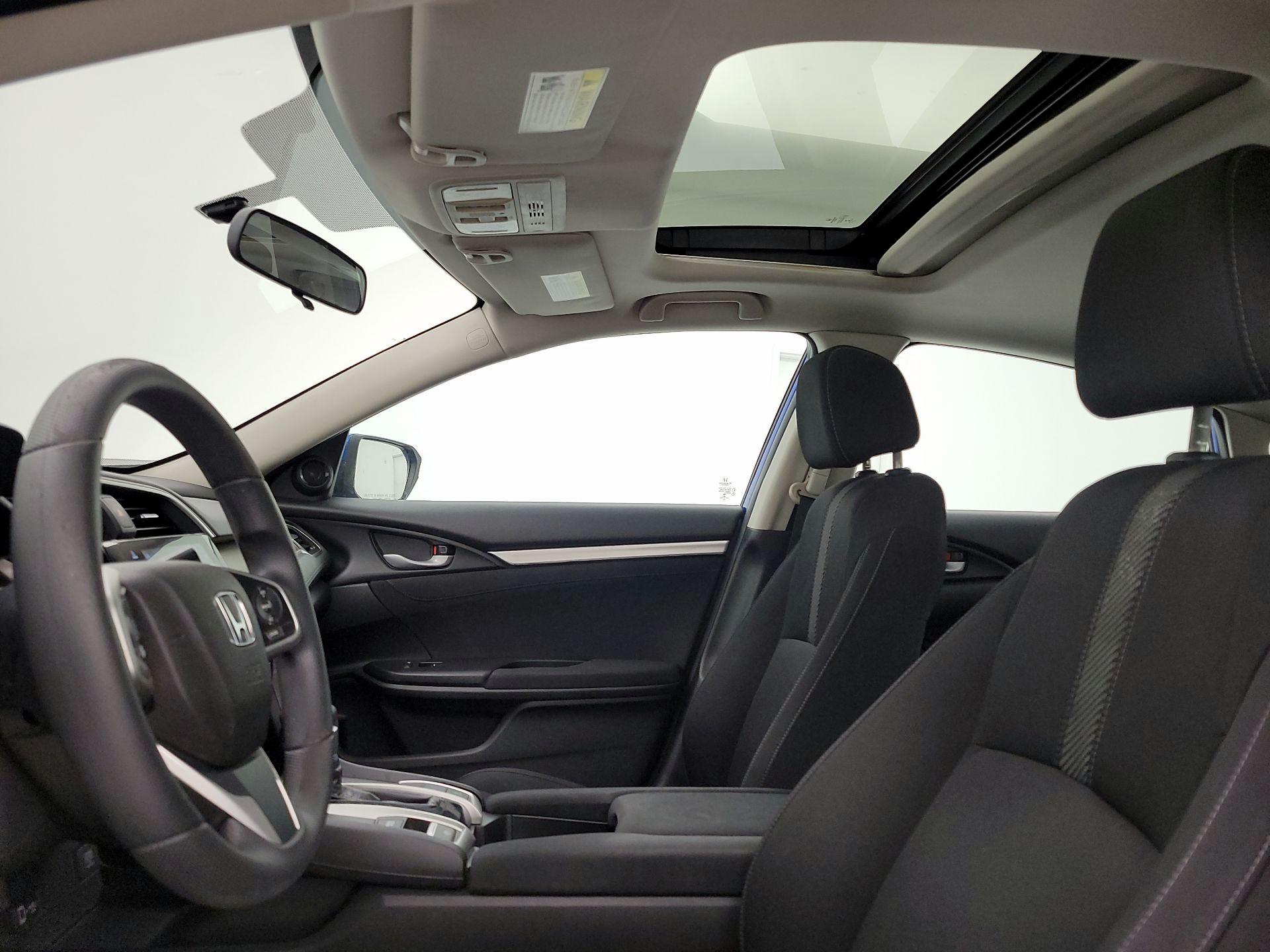 Thumbnail: 2016 Honda Civic - 18