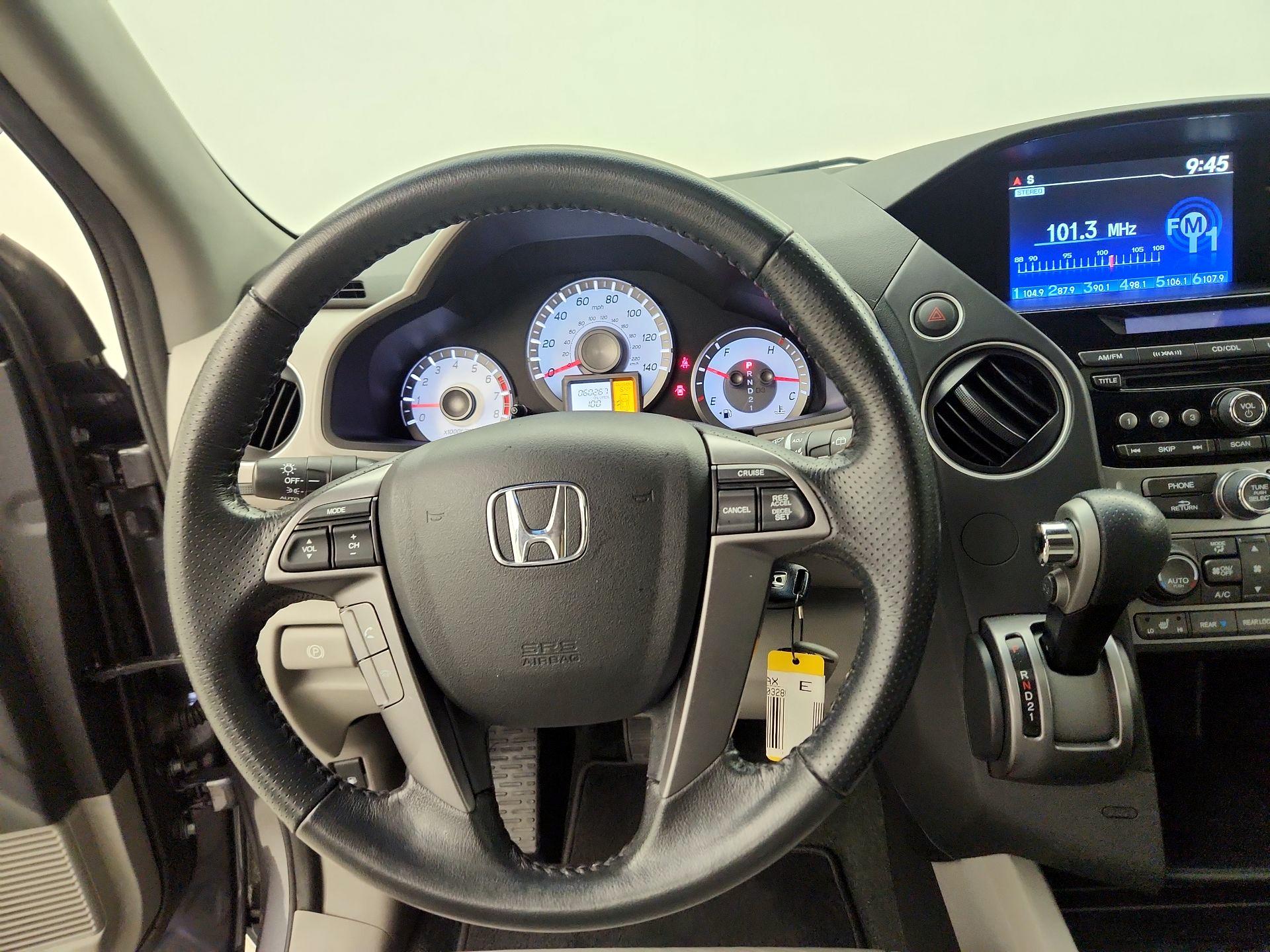 Thumbnail: 2015 Honda Pilot - 10