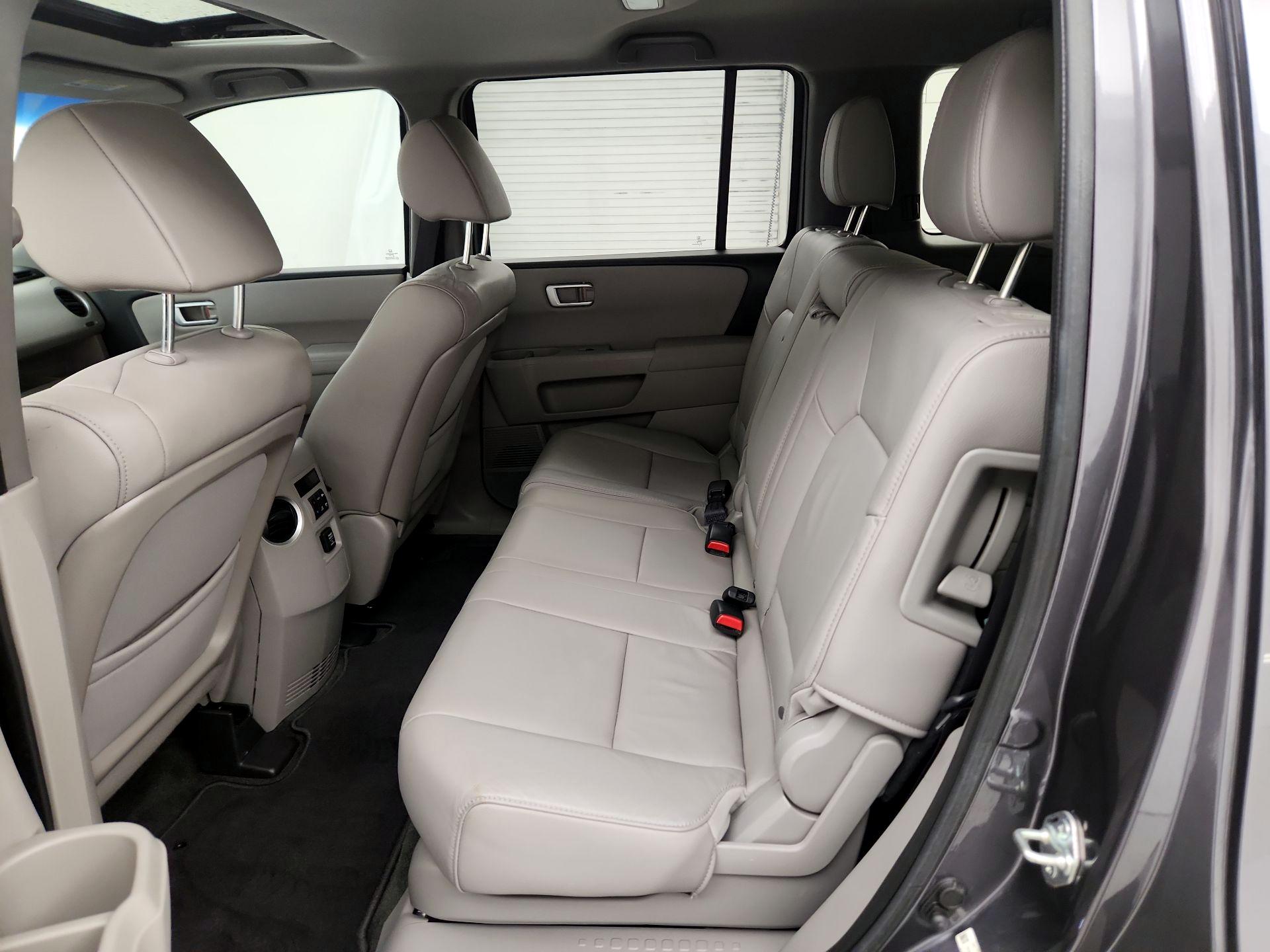 Thumbnail: 2015 Honda Pilot - 20
