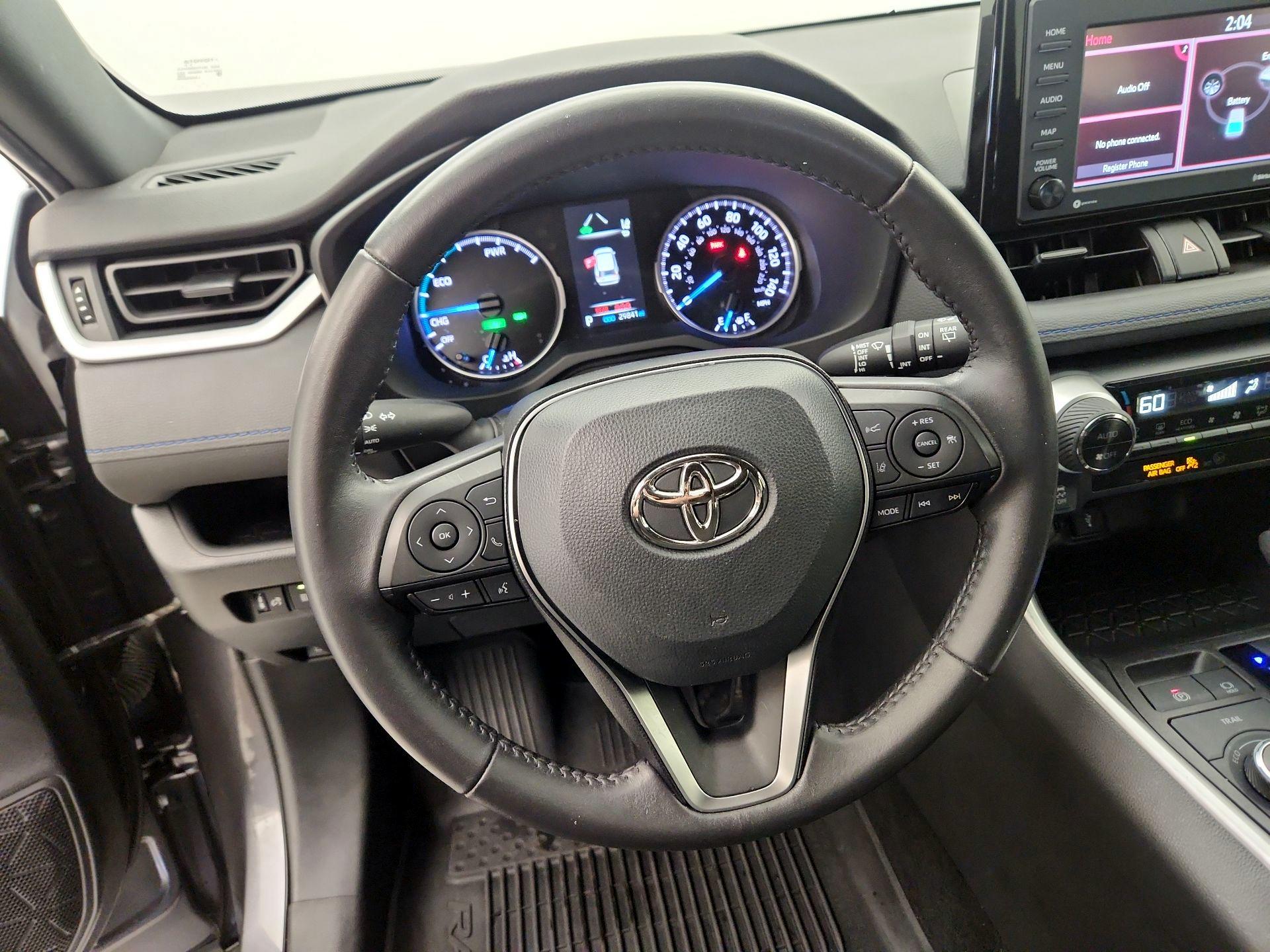 Thumbnail: 2022 Toyota RAV4 - 10
