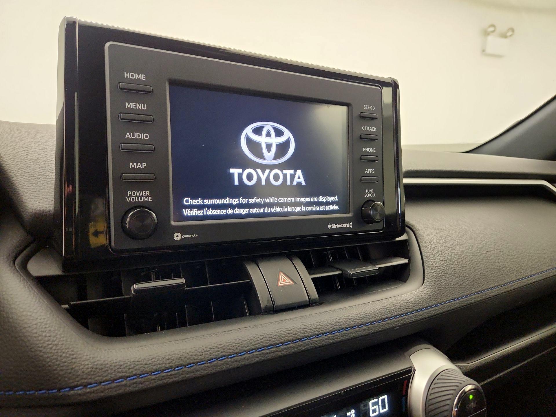 Thumbnail: 2022 Toyota RAV4 - 15