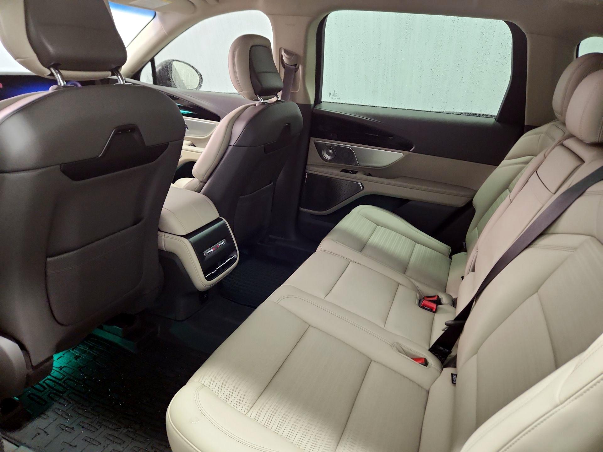 Thumbnail: 2024 Lincoln Nautilus - 19