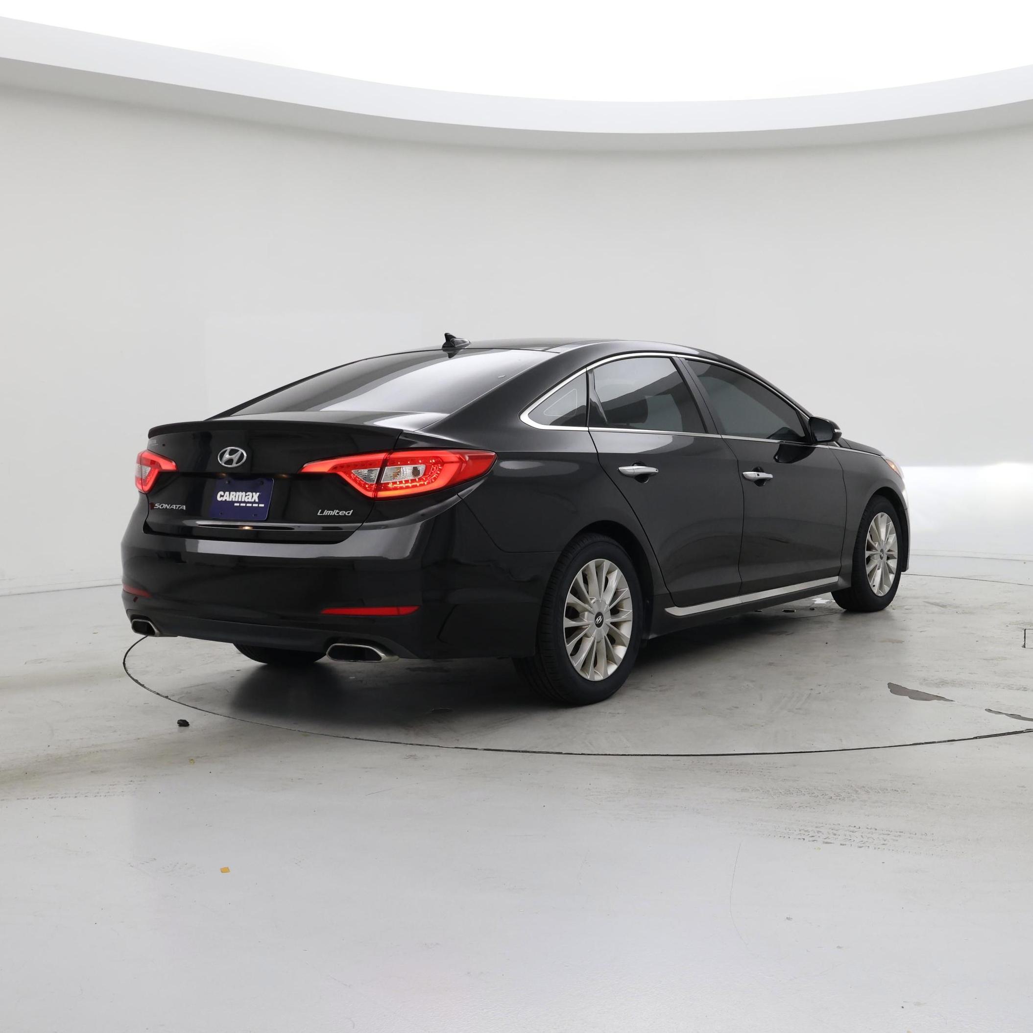 Thumbnail: 2015 Hyundai Sonata - 8