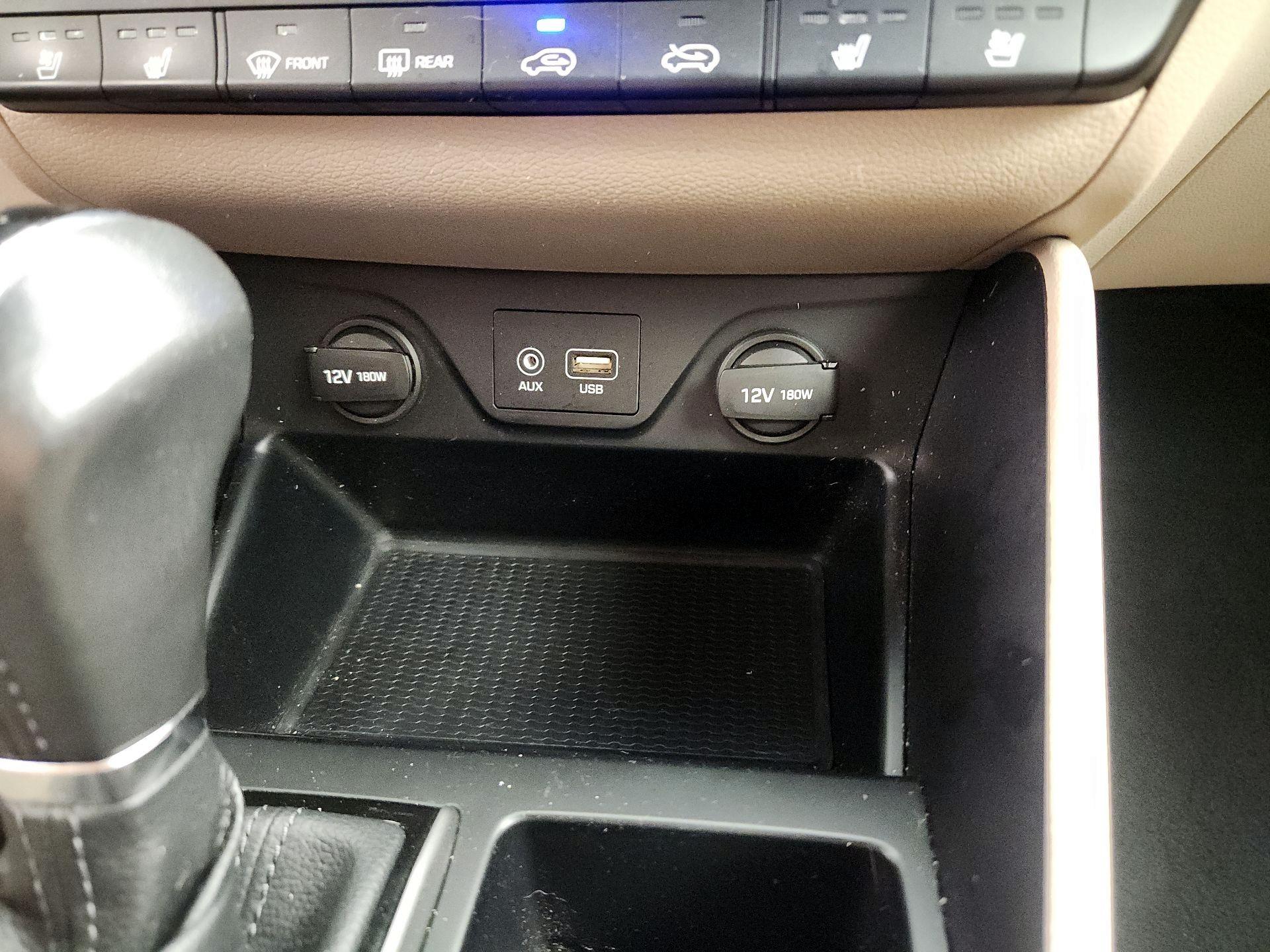 Thumbnail: 2016 Hyundai Tucson - 19