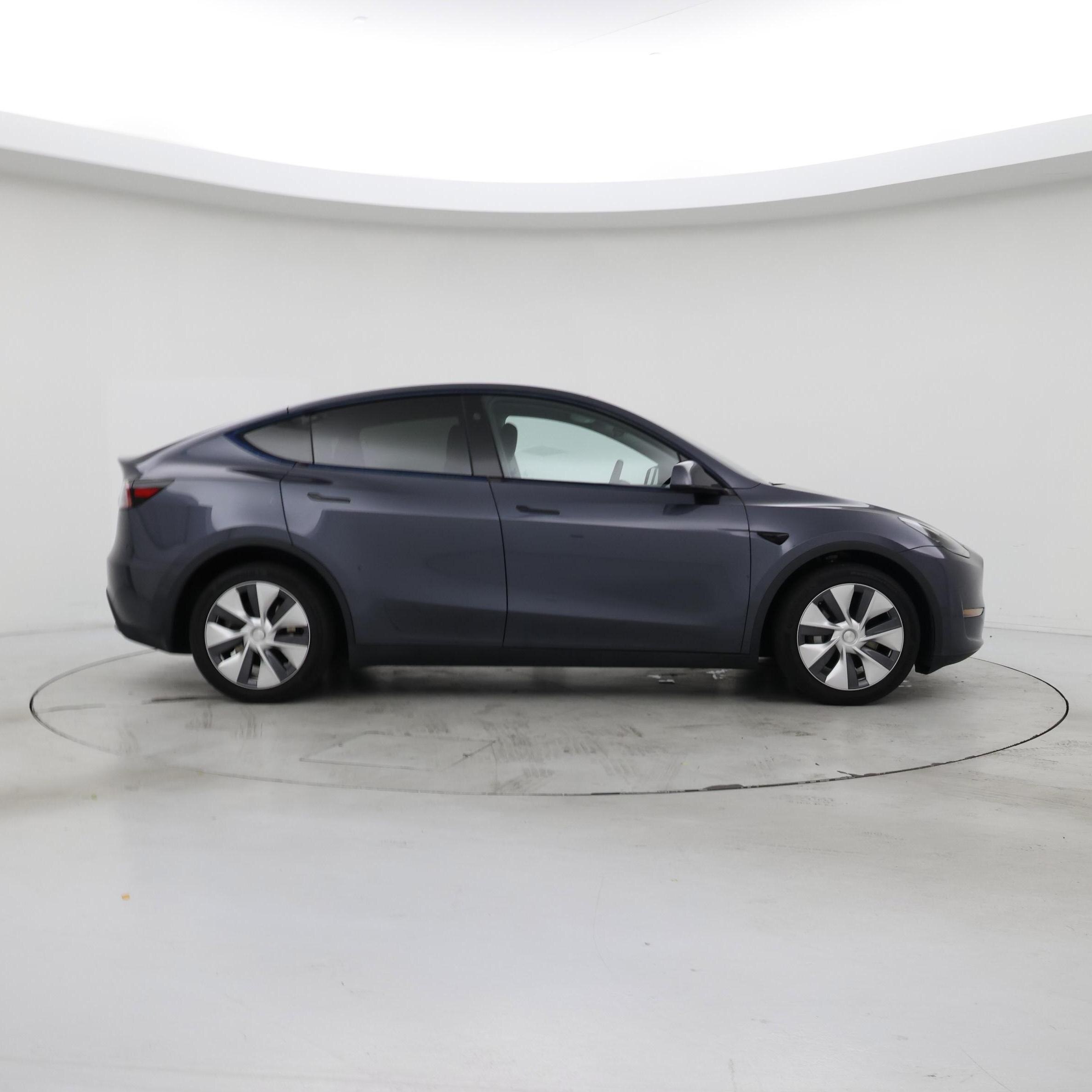 Thumbnail: 2023 Tesla Model Y - 7