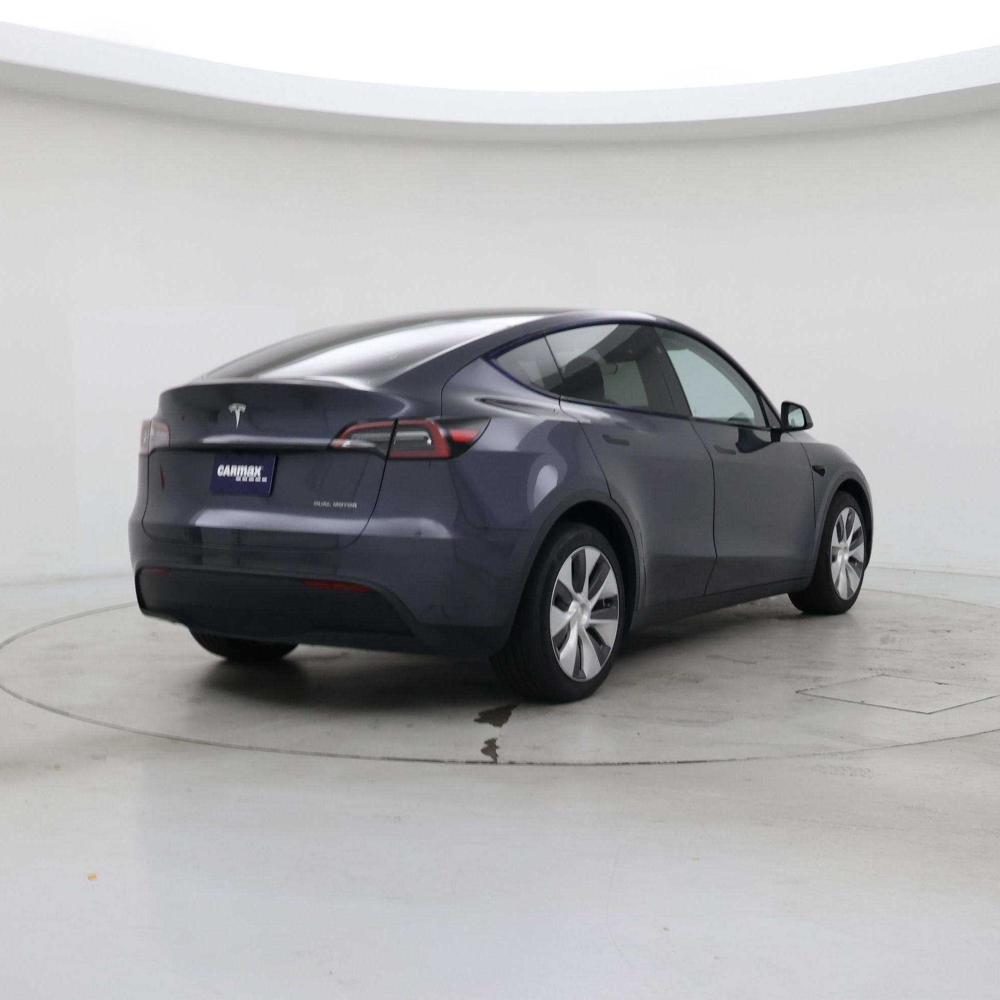 Thumbnail: 2023 Tesla Model Y - 8