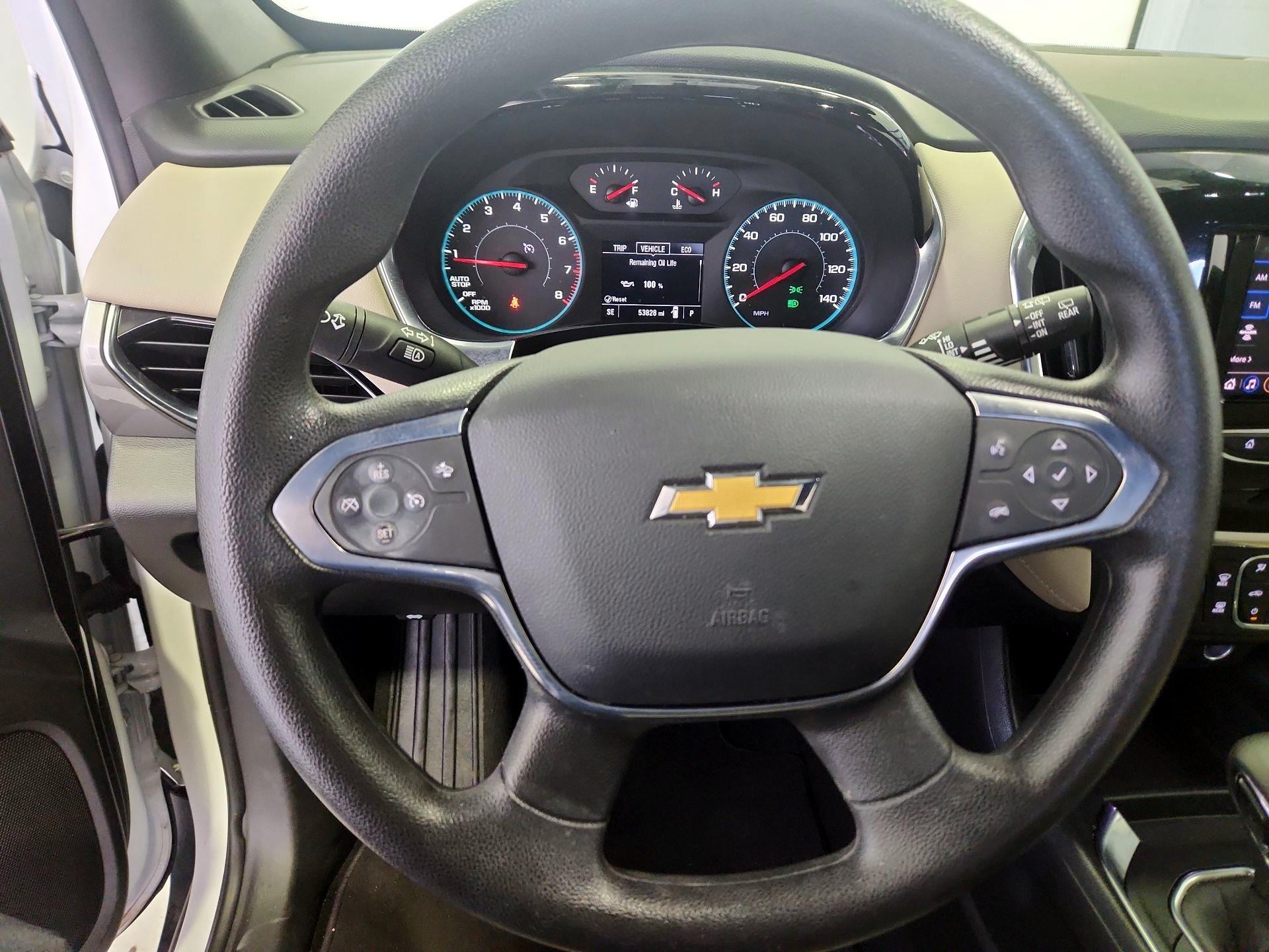 Thumbnail: 2022 Chevrolet Traverse - 10