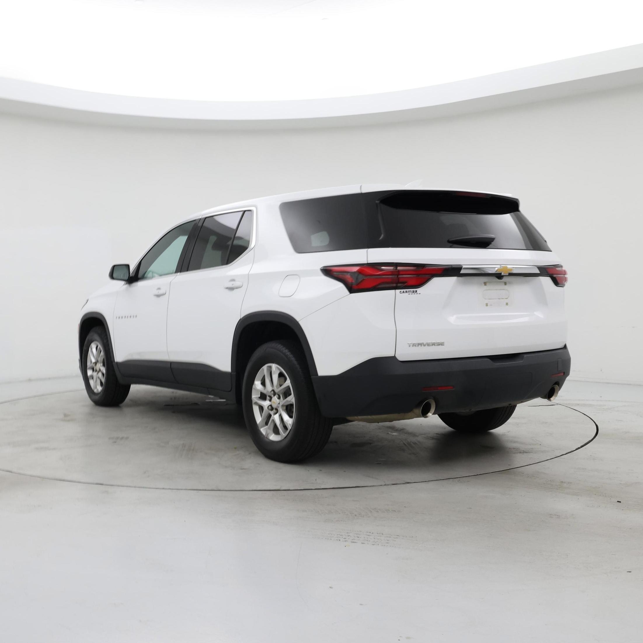 Thumbnail: 2022 Chevrolet Traverse - 2