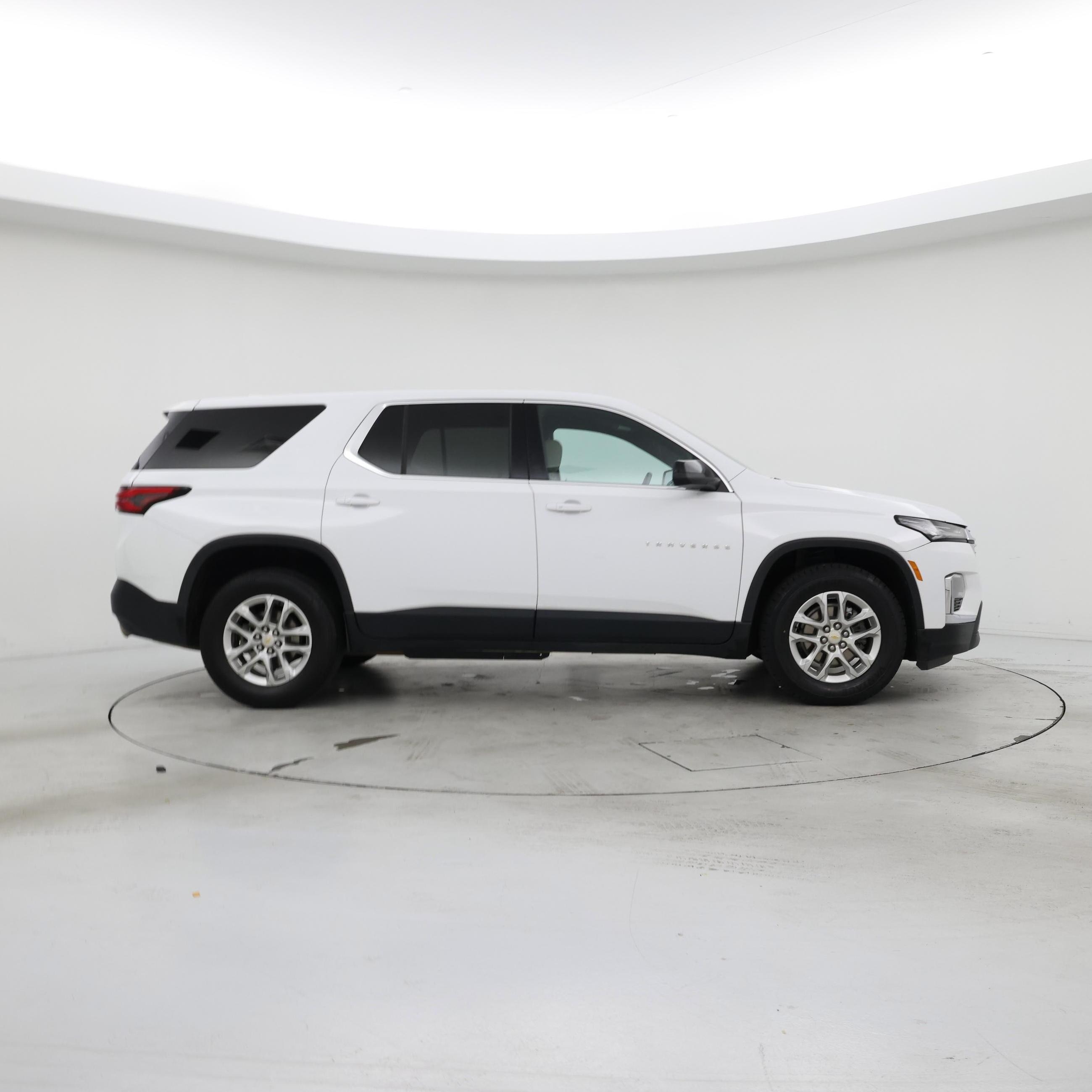 Thumbnail: 2022 Chevrolet Traverse - 7