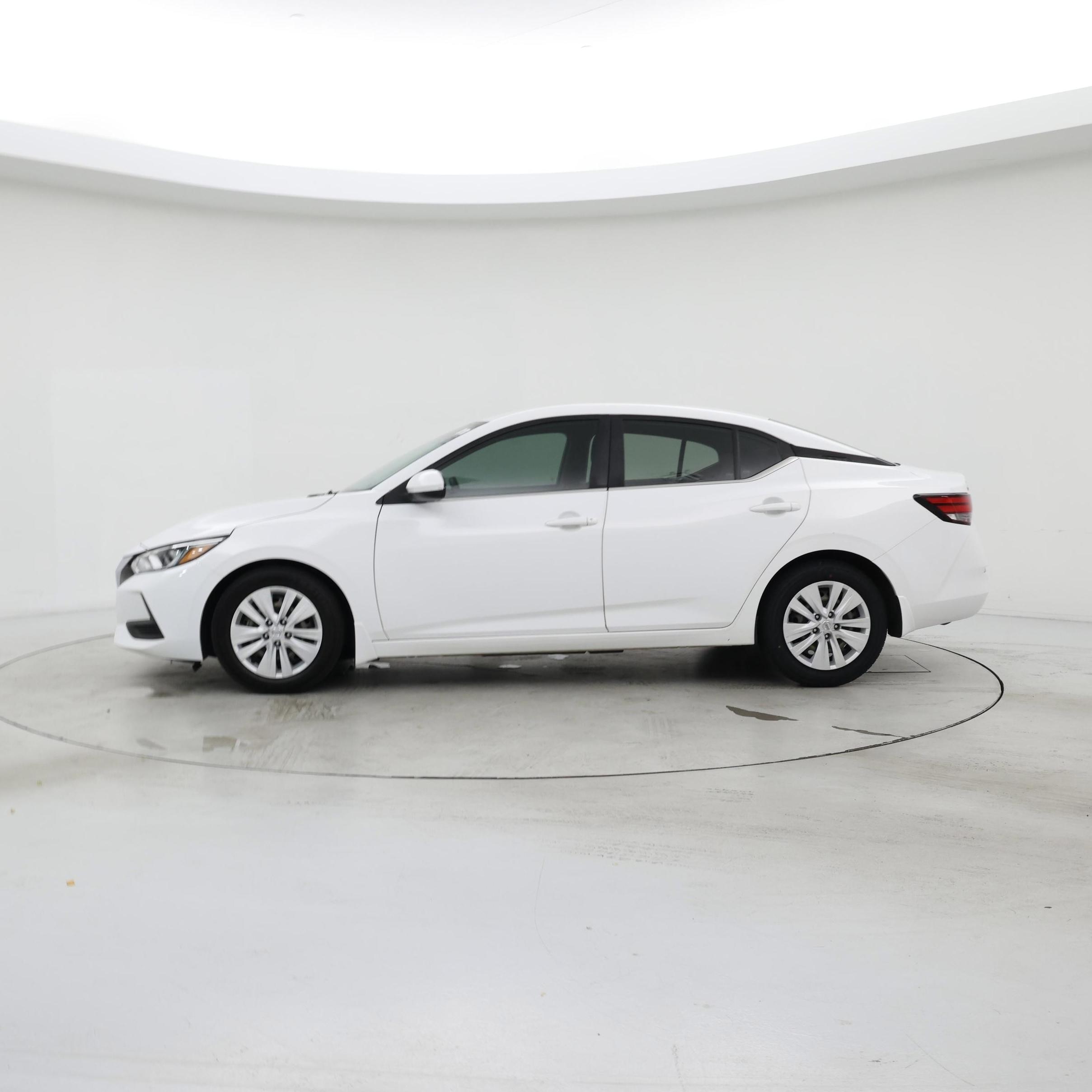 Thumbnail: 2022 Nissan Sentra - 3