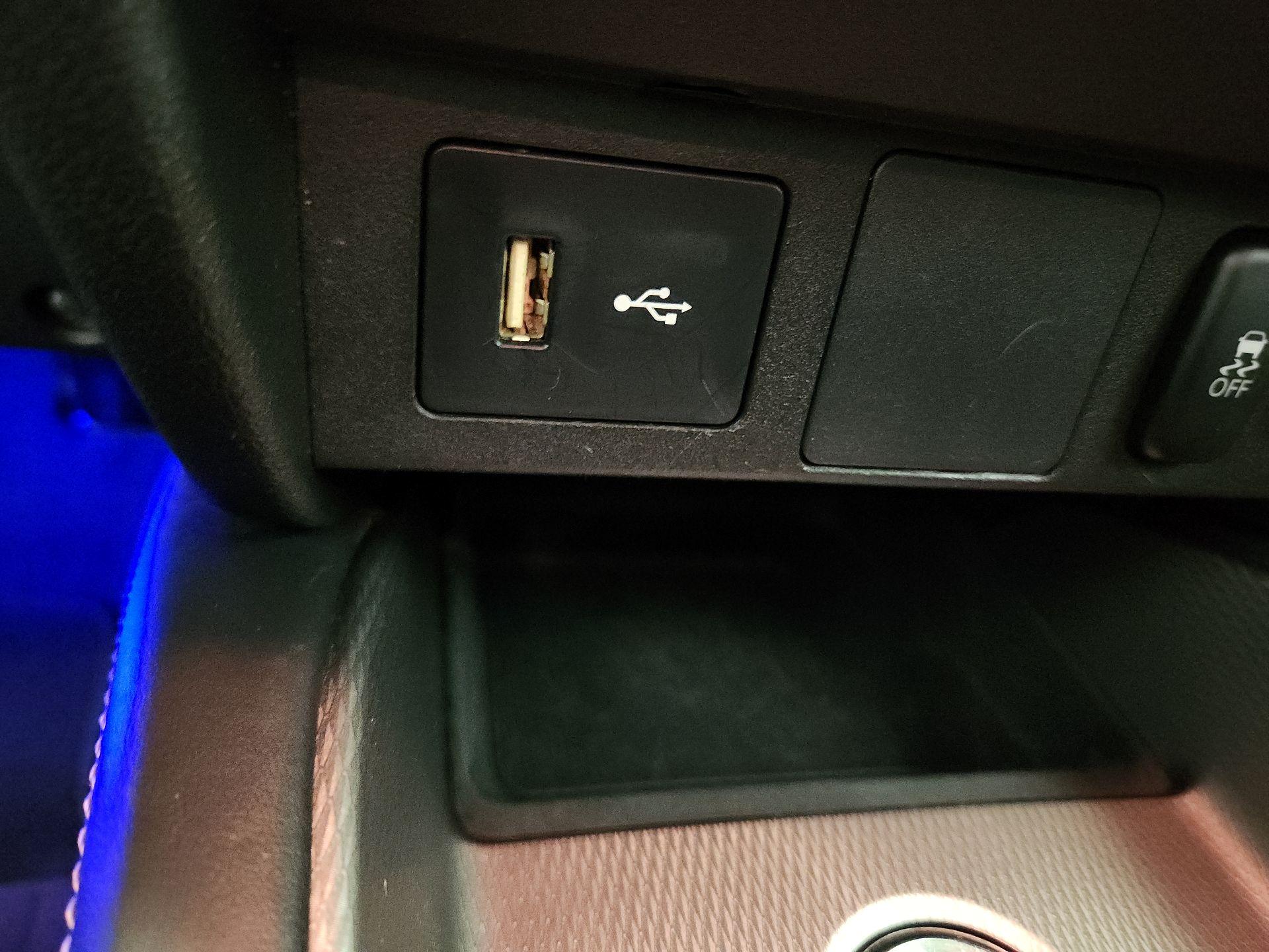 Thumbnail: 2023 Mitsubishi Outlander Sport - 18
