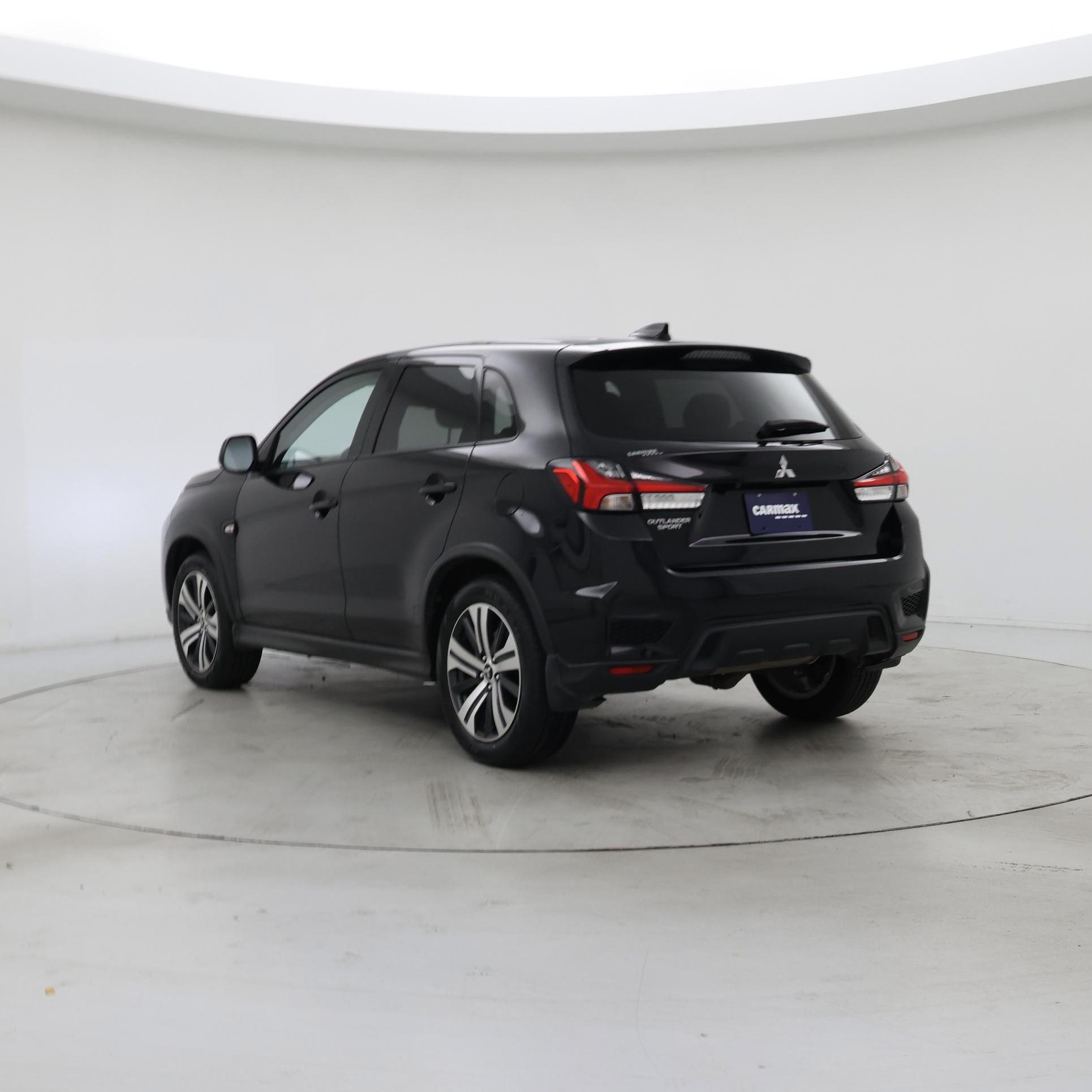 Thumbnail: 2023 Mitsubishi Outlander Sport - 2