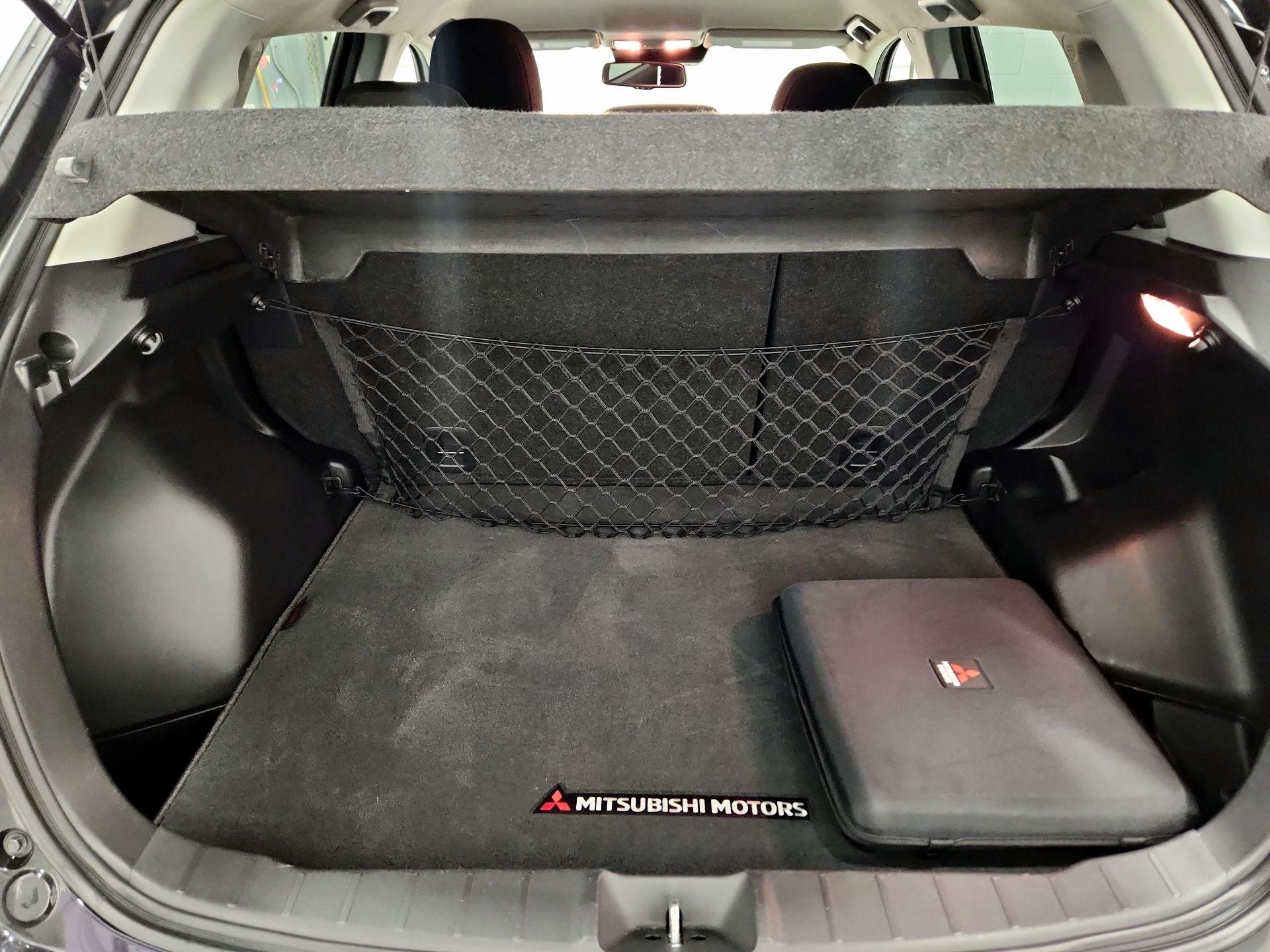 Thumbnail: 2023 Mitsubishi Outlander Sport - 20
